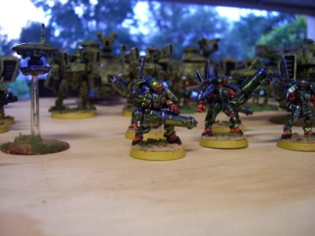 Tau, Stealth suits