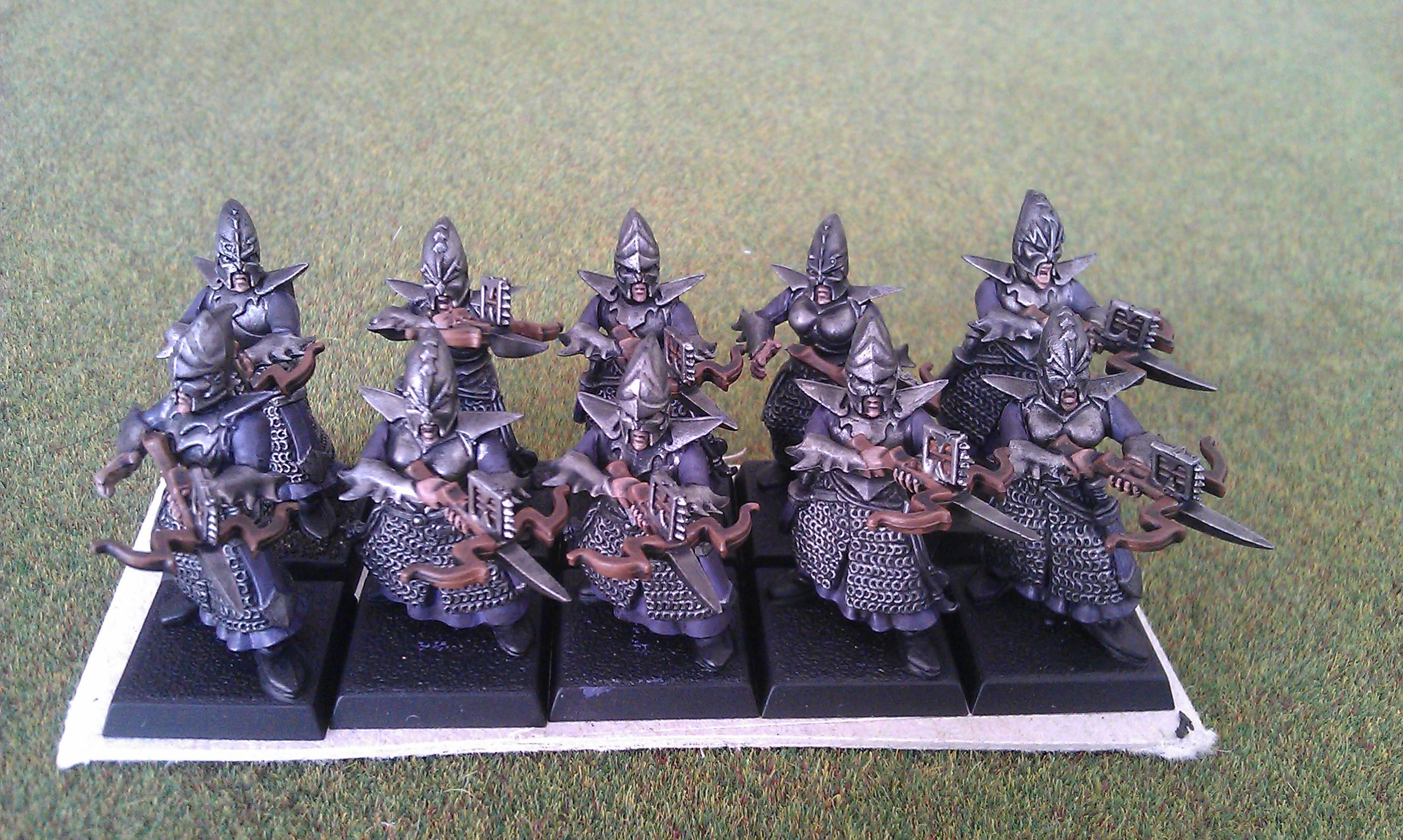 10 crossbows took less then an hour to paint :D