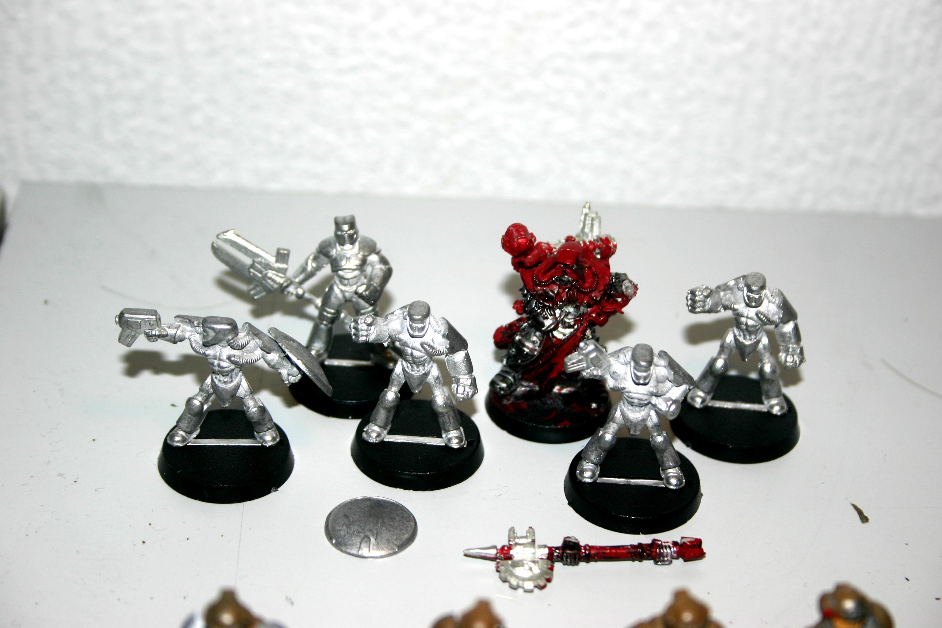 Techmarine and proxy servitors