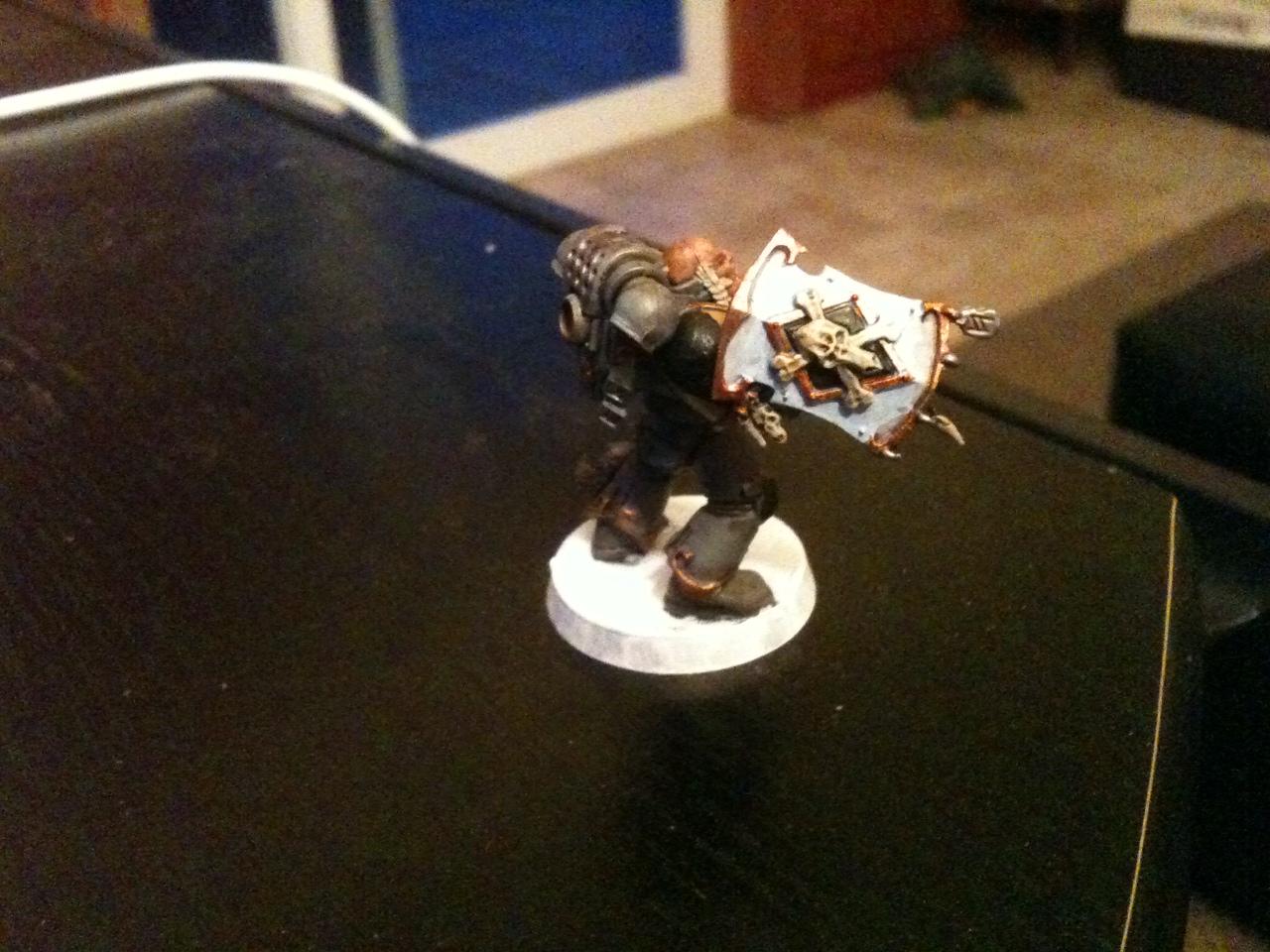 Power Fist, Space Wolves, Storm Shield, Wolf Guard