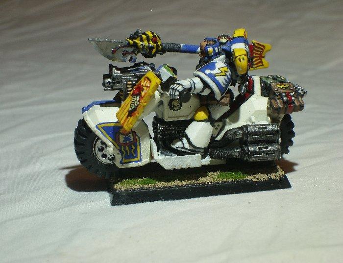 Captain, Captain On Bike, Freehand, Space Marines, Warhammer 40,000