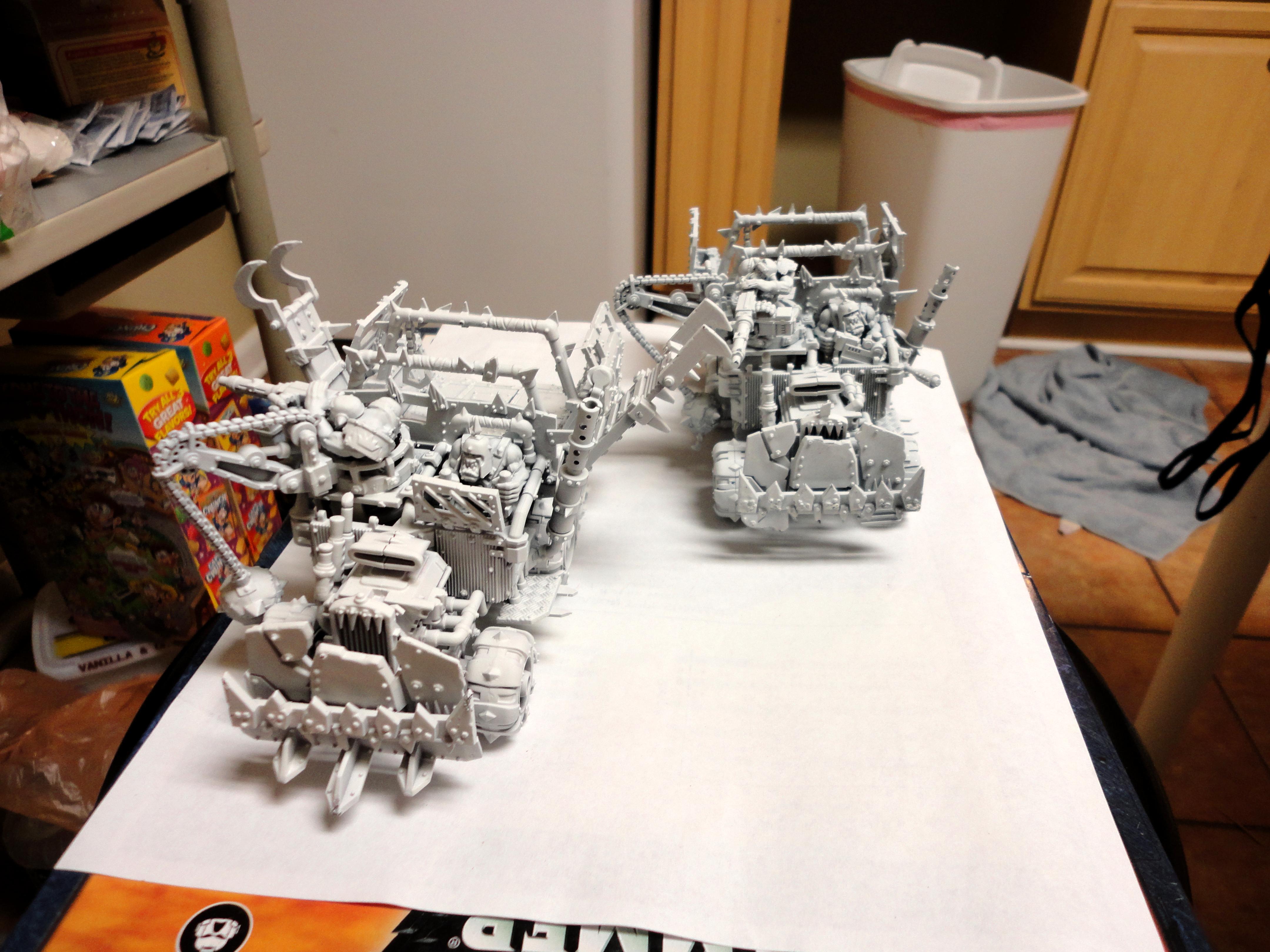 2 Trukks