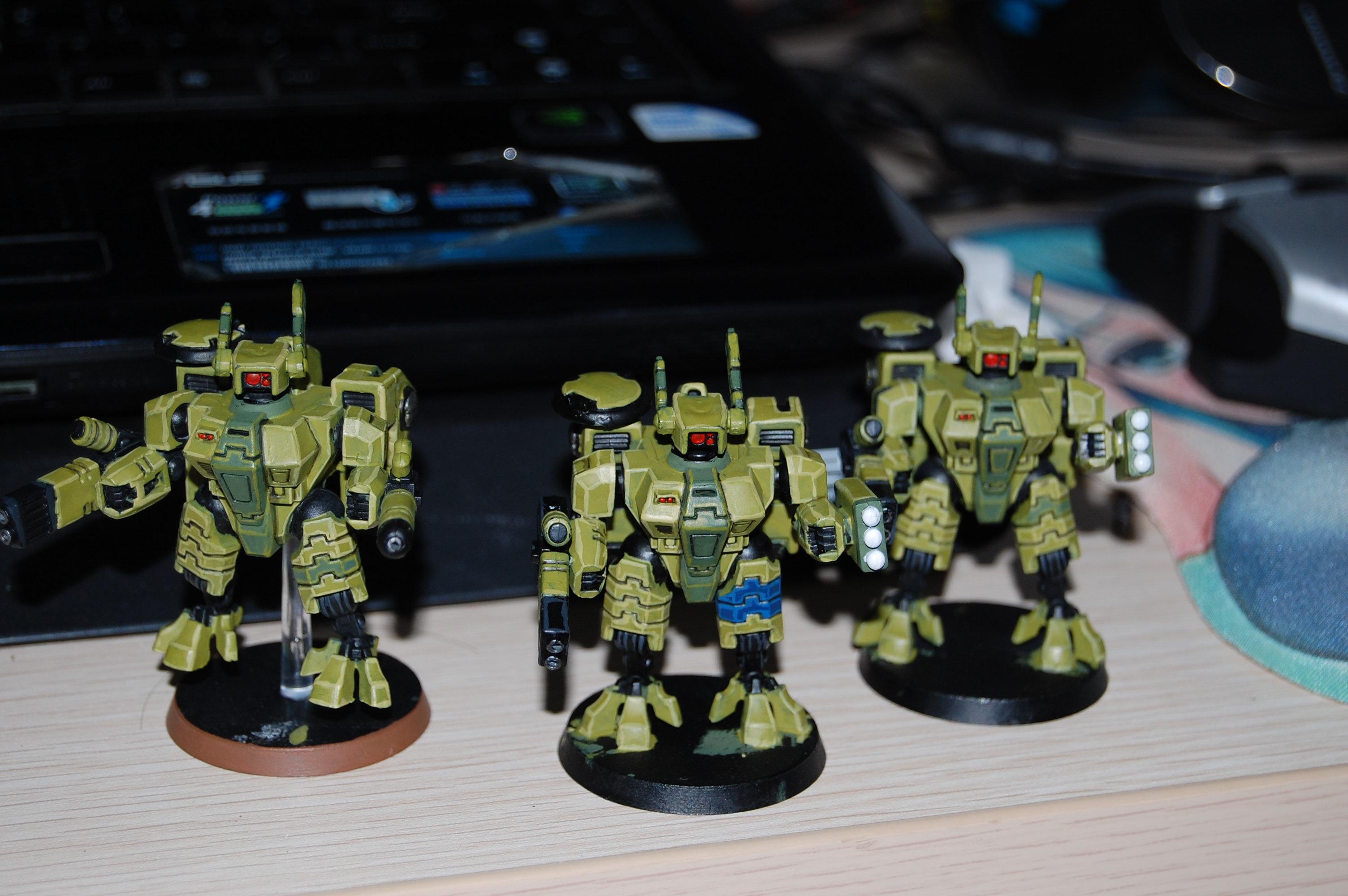 Crisis Battlesuits, Tau, Warhammer 40,000