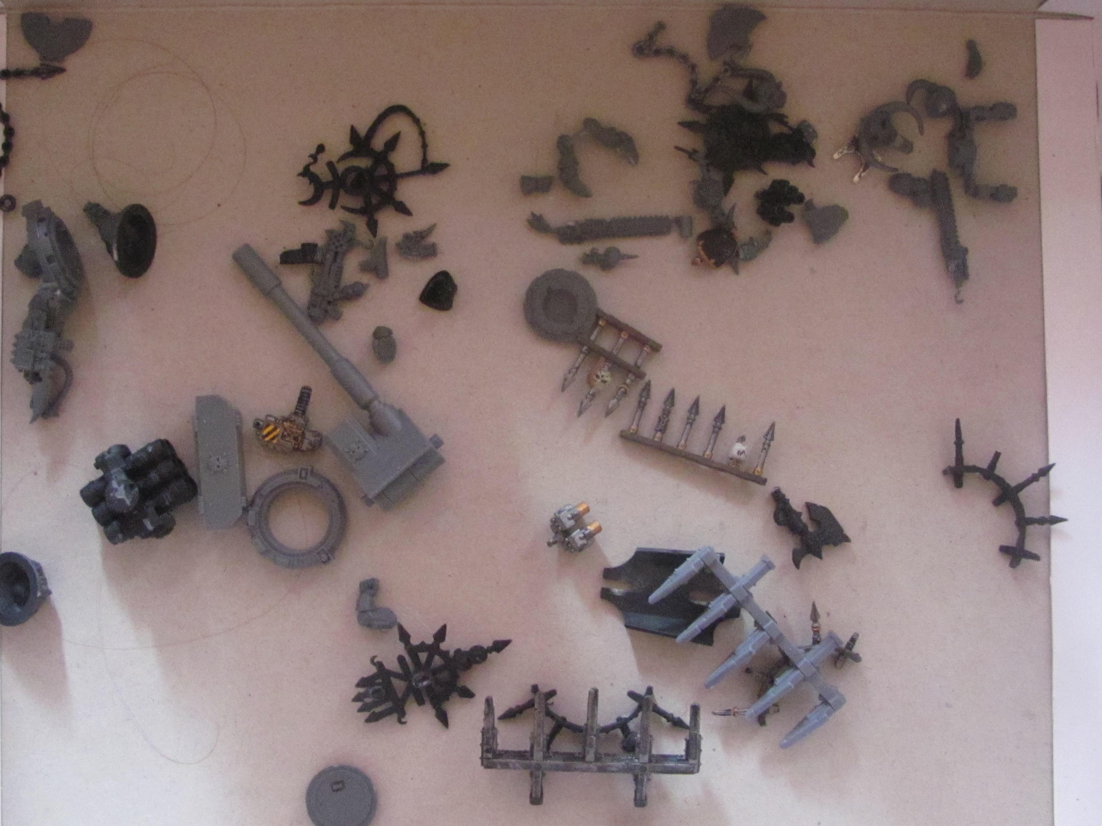 Bits, Chaos, Chaos Space Marines, Trade