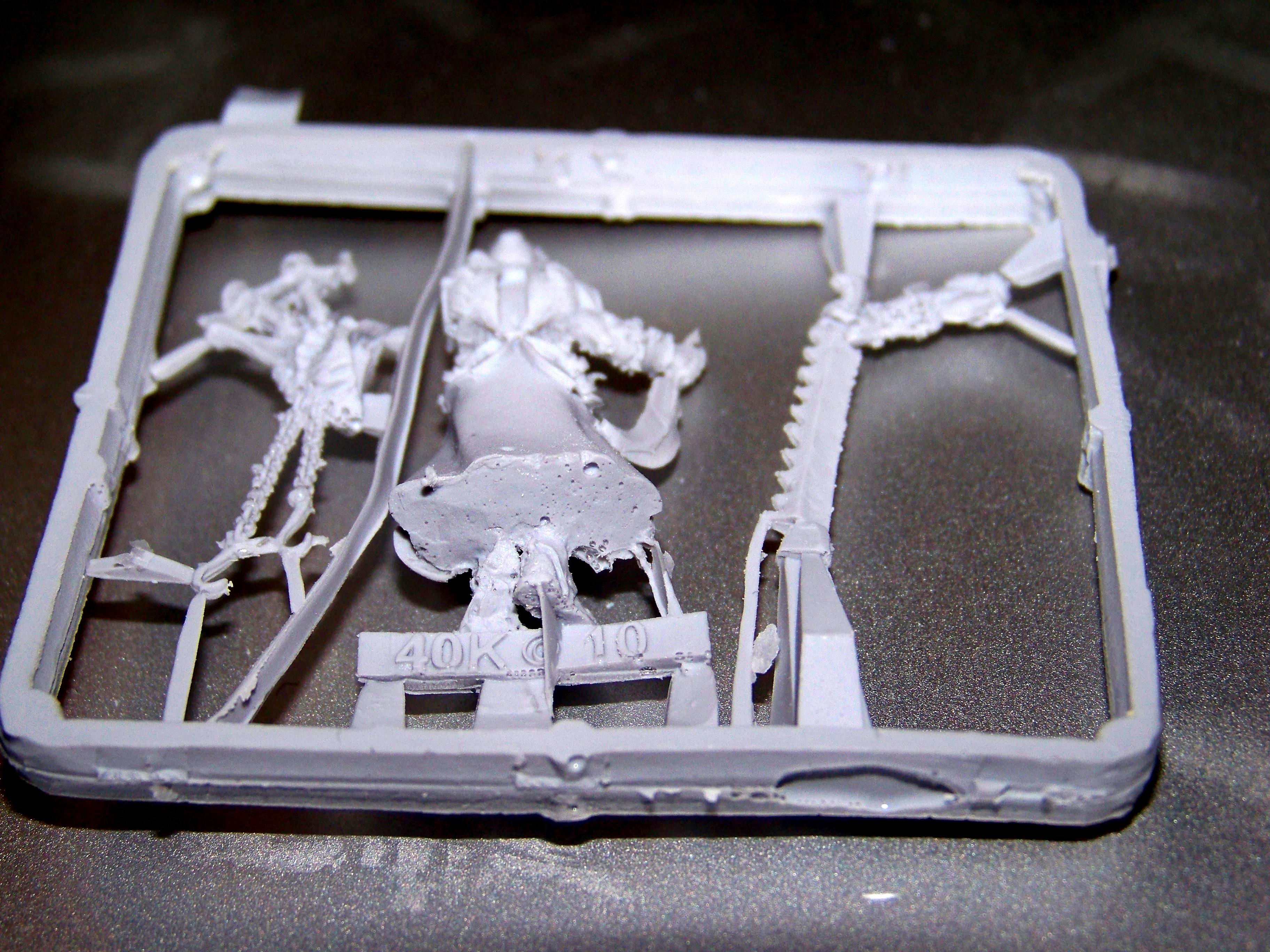 Finecast, Sprue