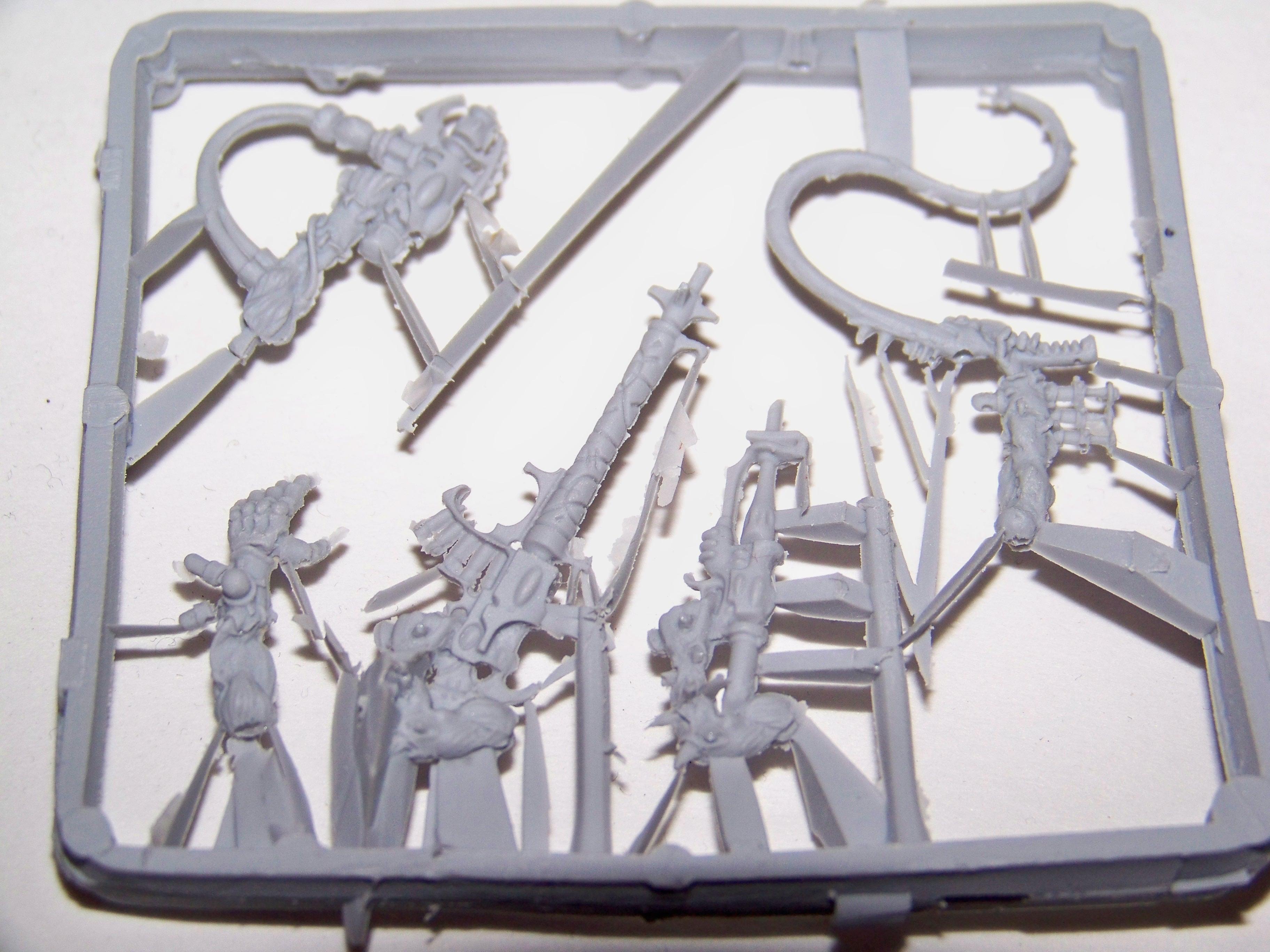 Finecast, Sprue