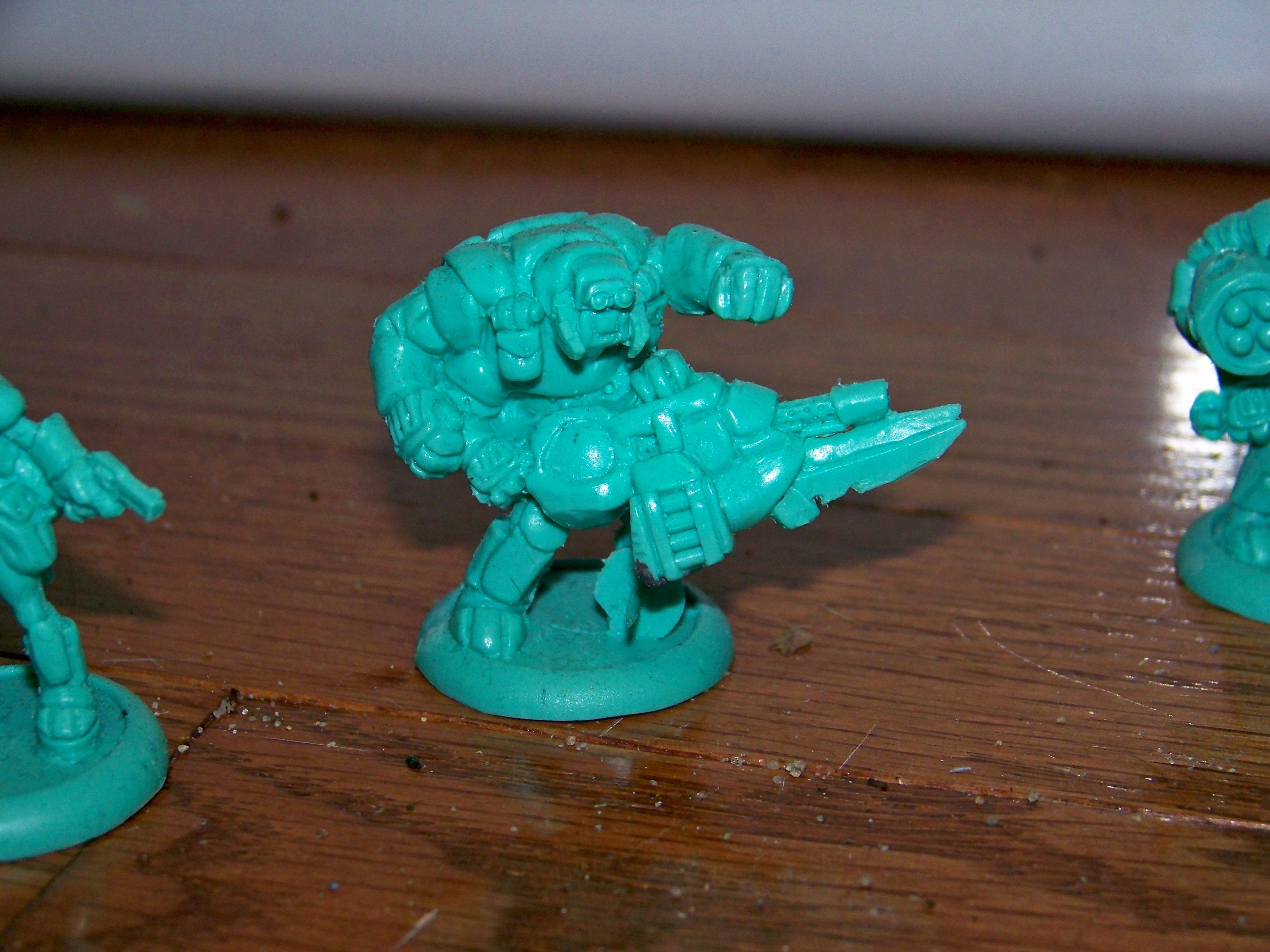 Unpainted, Zynvaded!