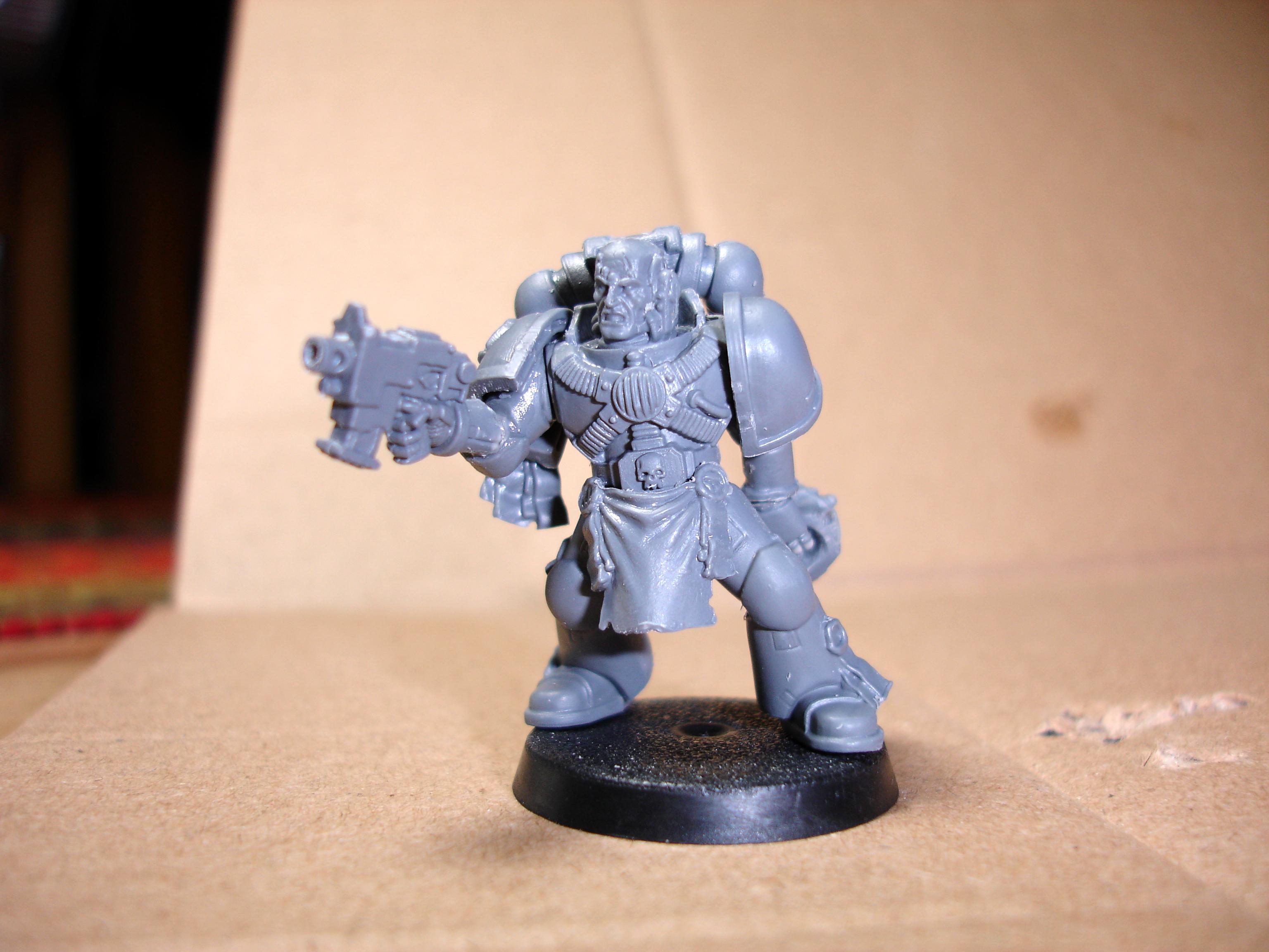 Cassius, Chaplain, Chaplin, Command Squad, Conversion, Space Marines, Ultramarines, Warhammer 40,000, Work In Progress
