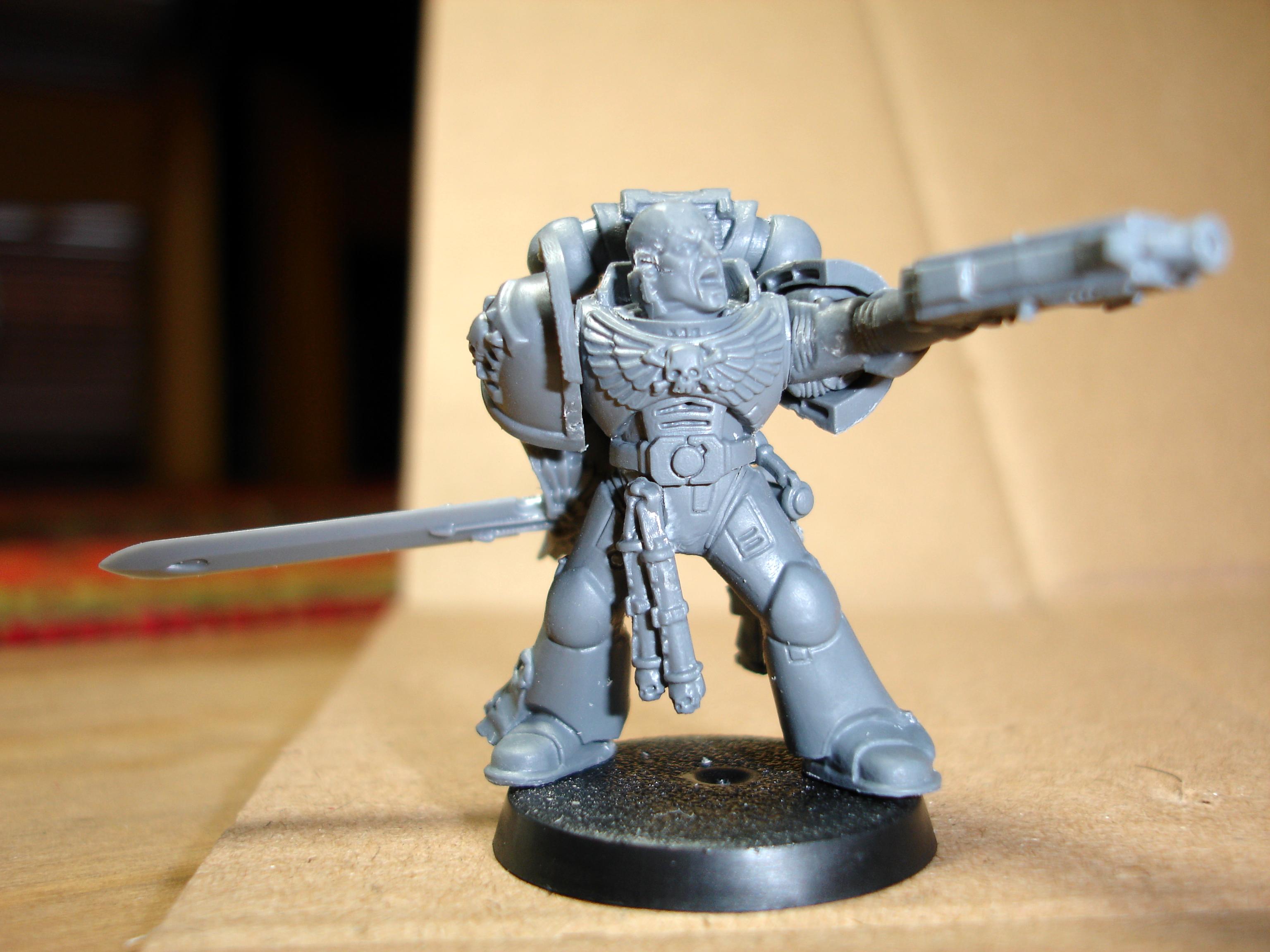 Cassius, Chaplain, Chaplin, Command Squad, Conversion, Space Marines, Ultramarines, Warhammer 40,000, Work In Progress