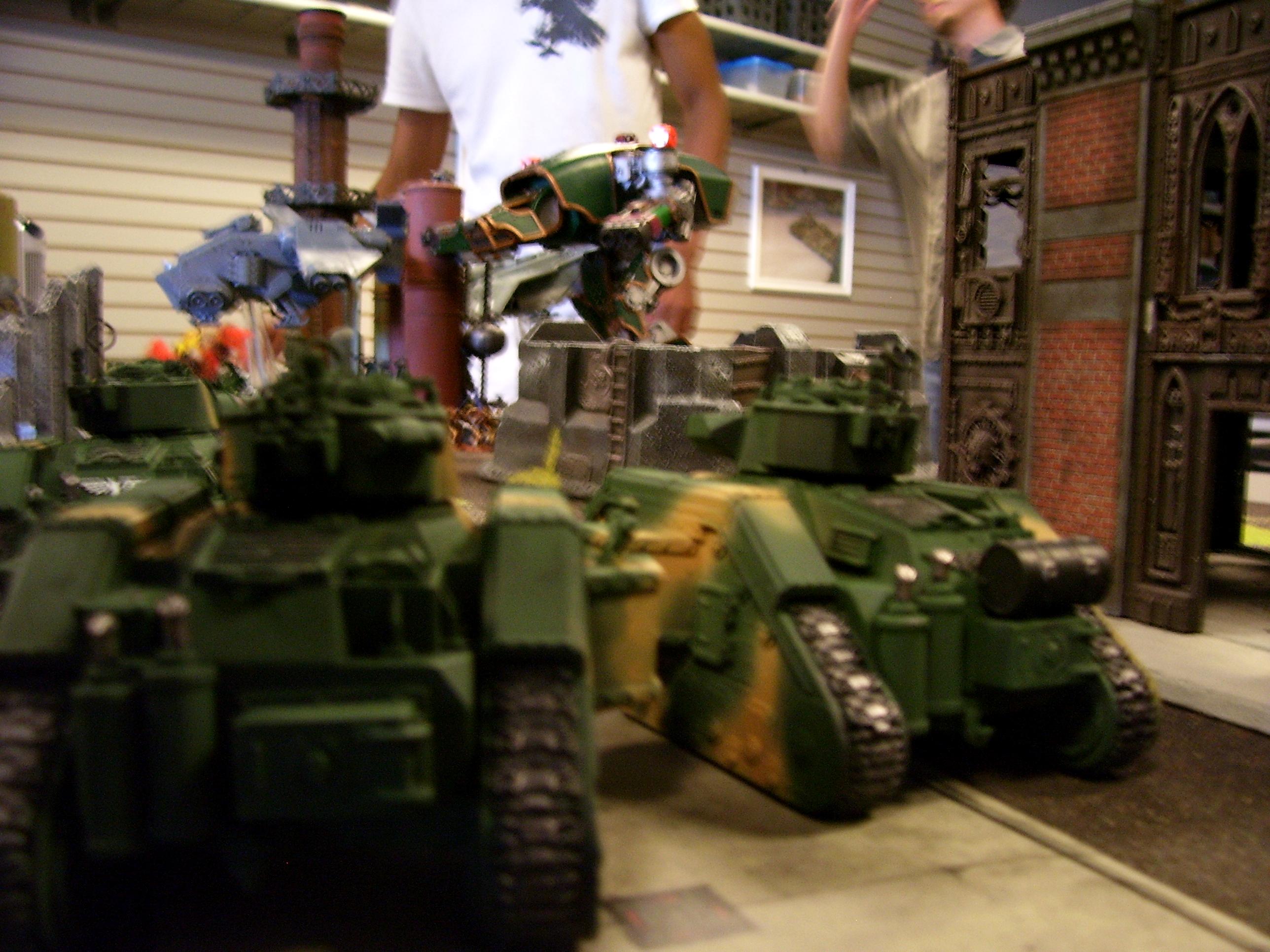 Tanks vs. A Warhound!