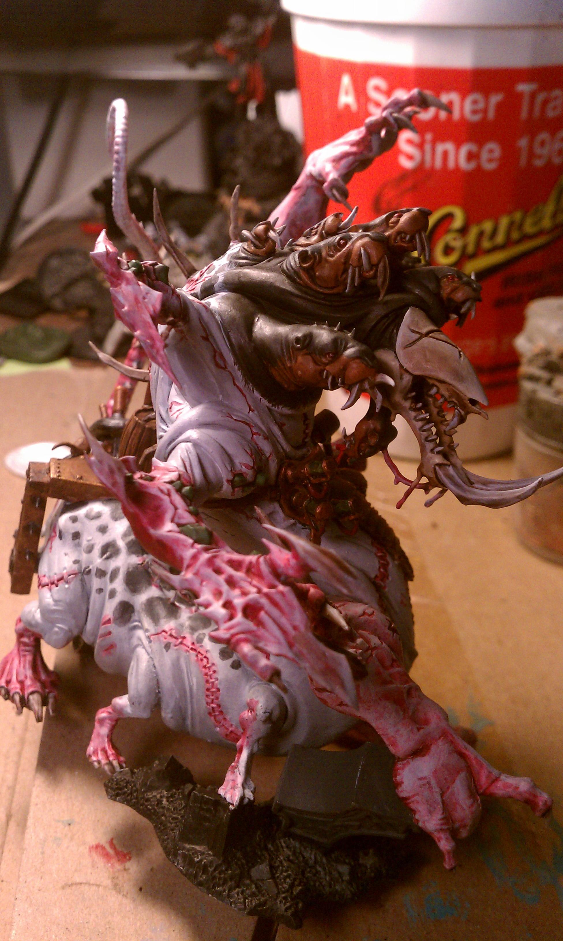 Abomination, Skaven, Skaven off his base