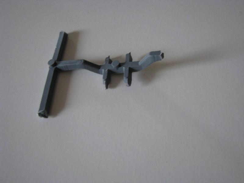 piece of sprue for conething chariot to the mounts pulling it. I am using this in all my chariots since it look sort of right piece for the job