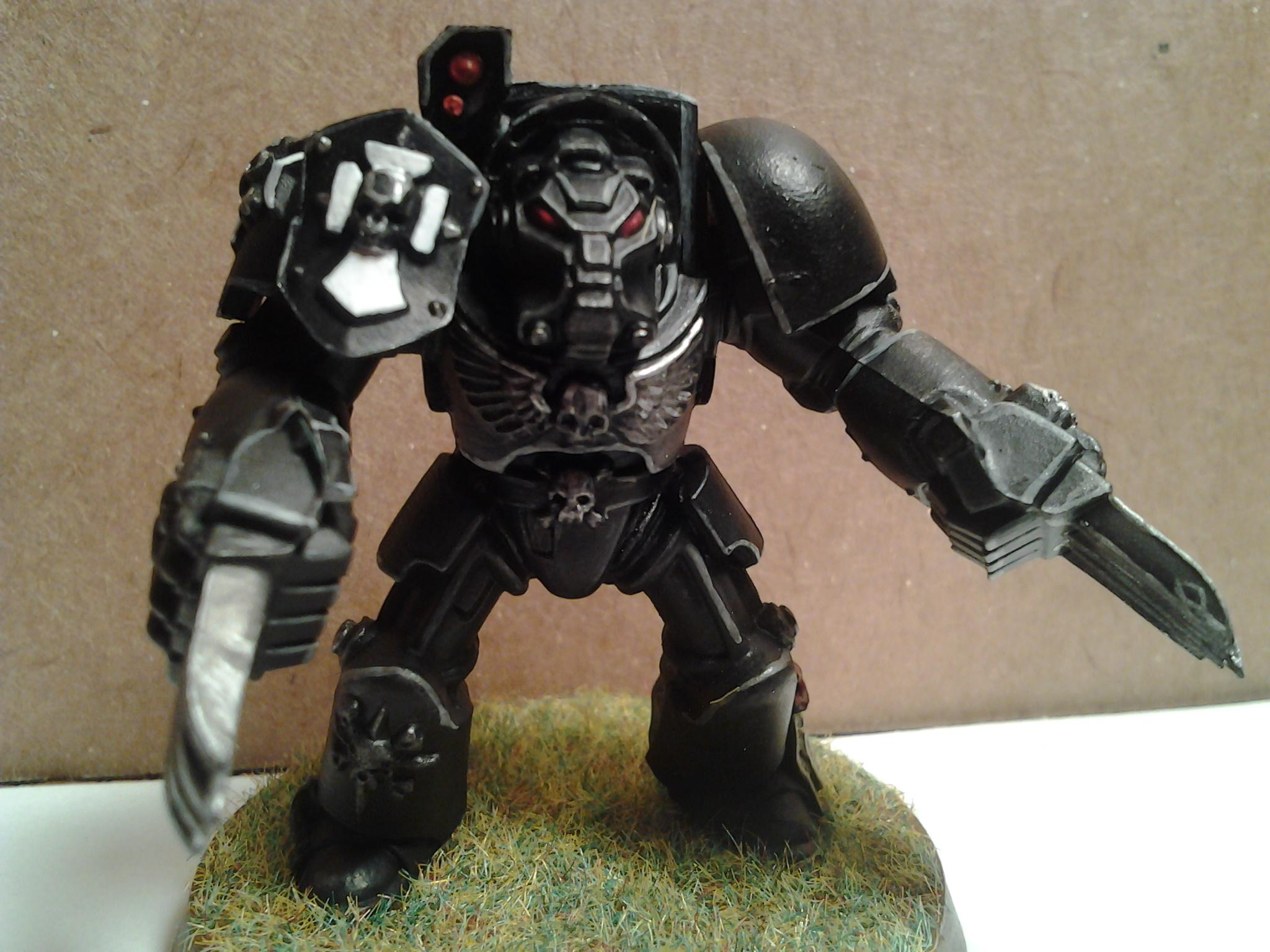 Black Templar Assault Terminator w/ Lightning Claws