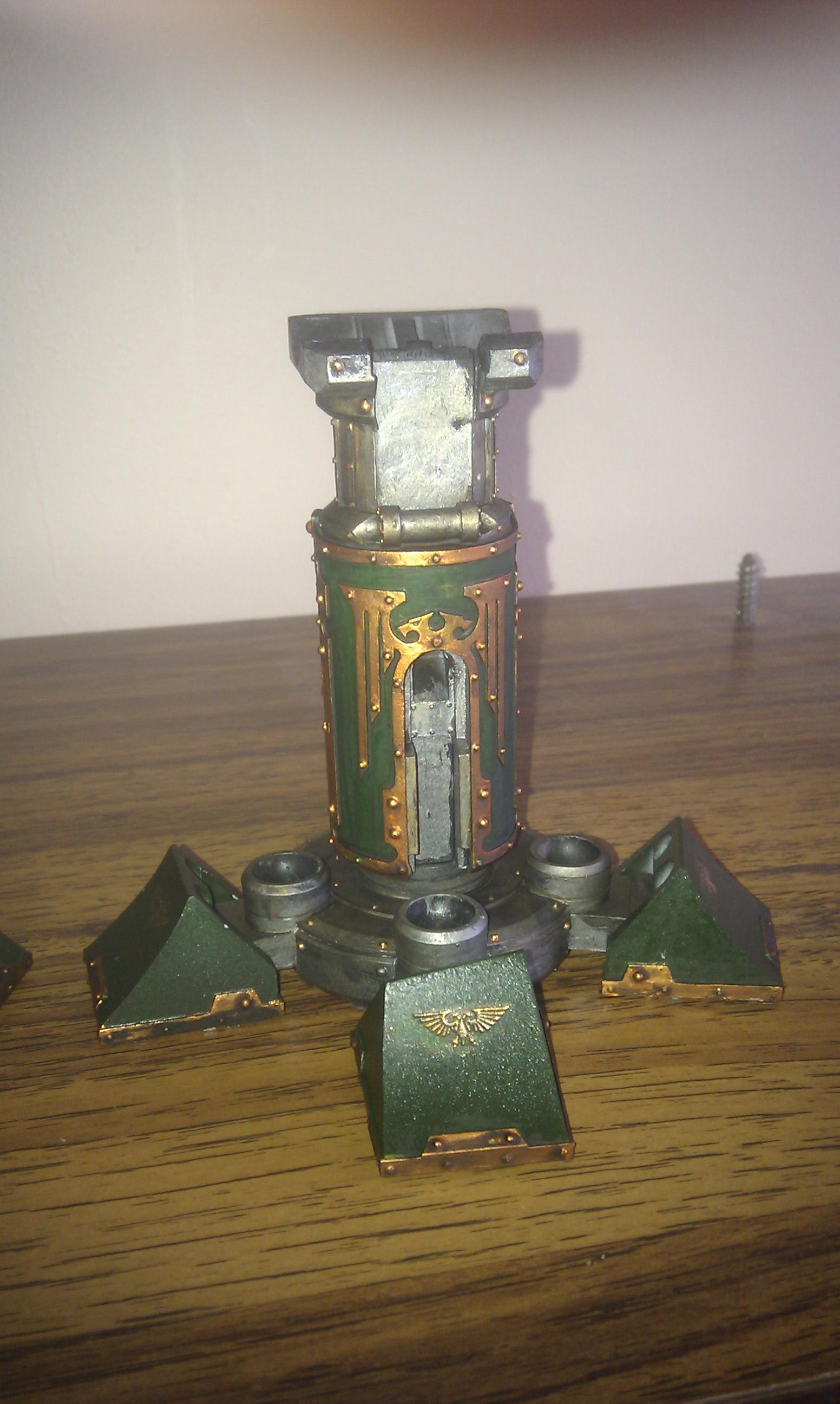 Legs, Reaver, Titan,   And a shin is done. Again, heavy badab black and gryphonne sephia washes over dark angels green, boltgun metal and dwarf bronze. 