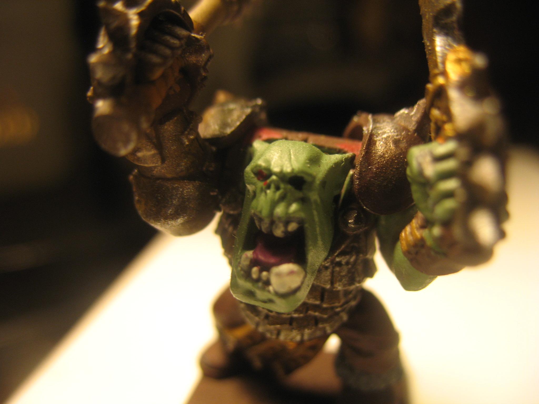 Another front view of the orc. The skin was done with a Humbrol green (I forget the exact color) followed by a devlan mud wash 