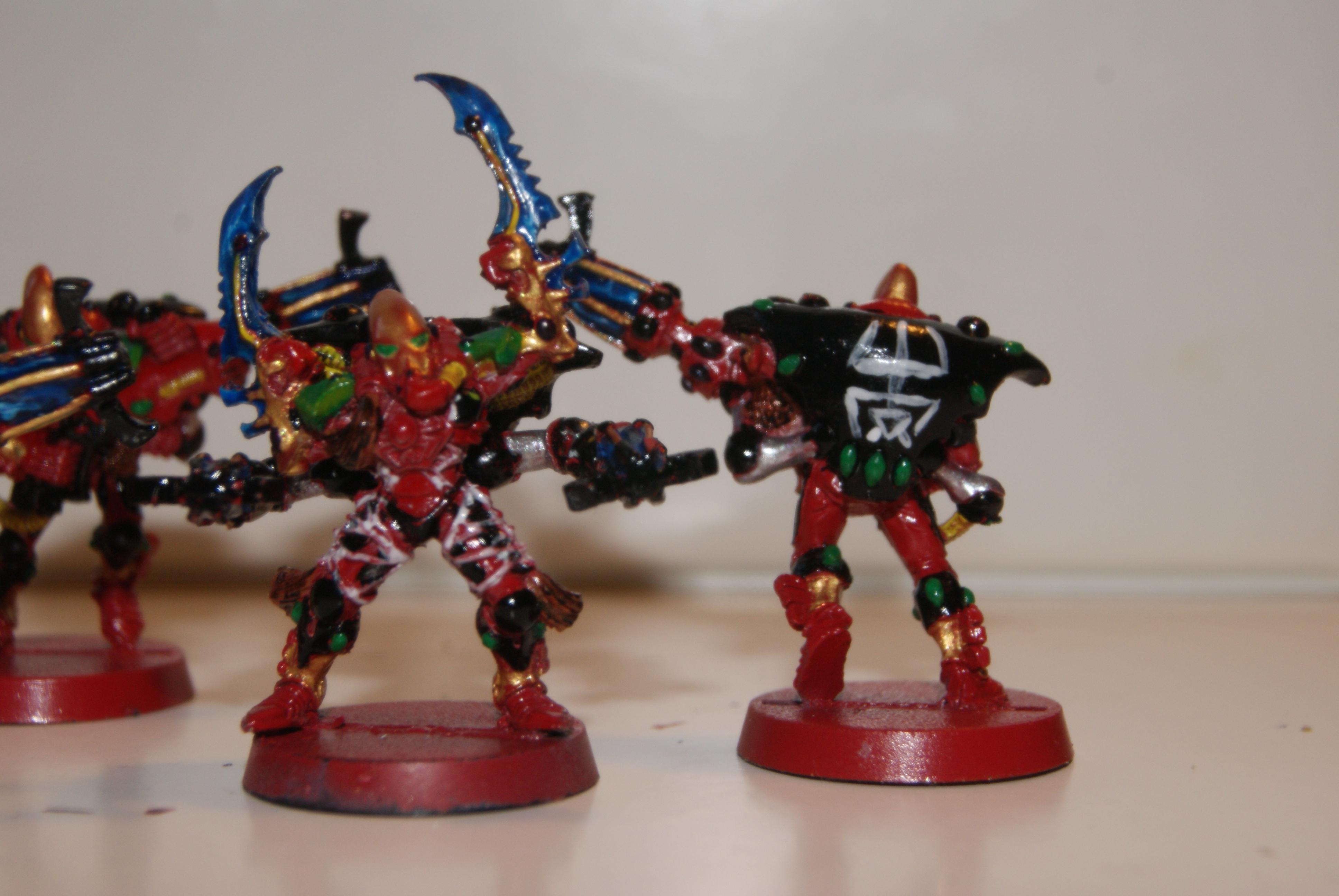 Hand painted the spider rune. Sure I will come back and dabble with these guys again. 
