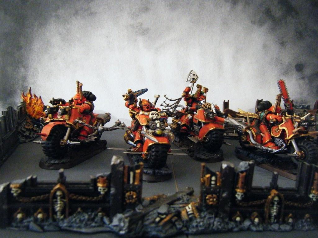 Astartes, Berserk, Berzerk, Chaos, Chaos Space Marines, Doom Rider, Khorne, Moto, Space Marines, Space Marines Du Chaos, World Eaters