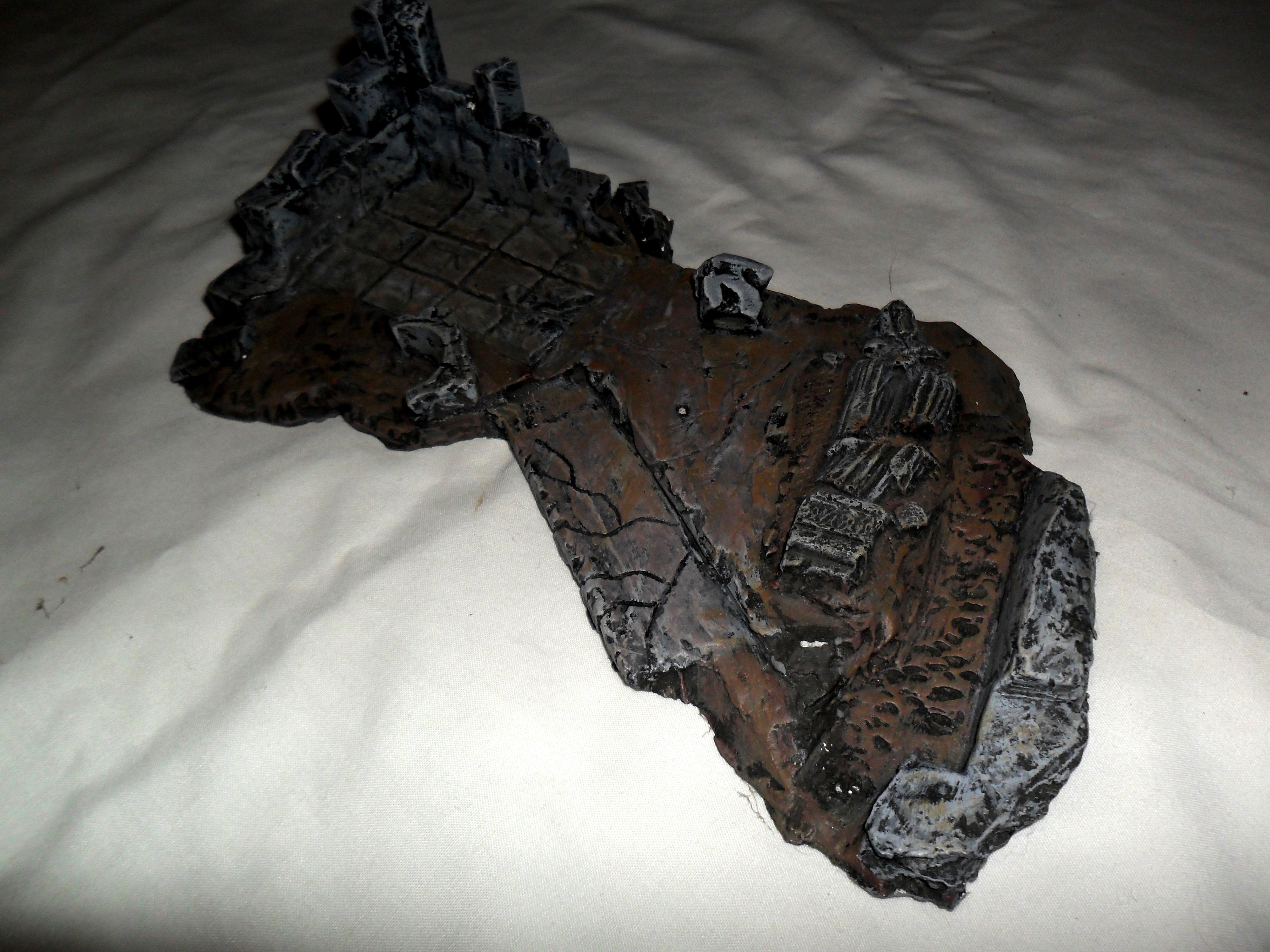 Base, Terrain