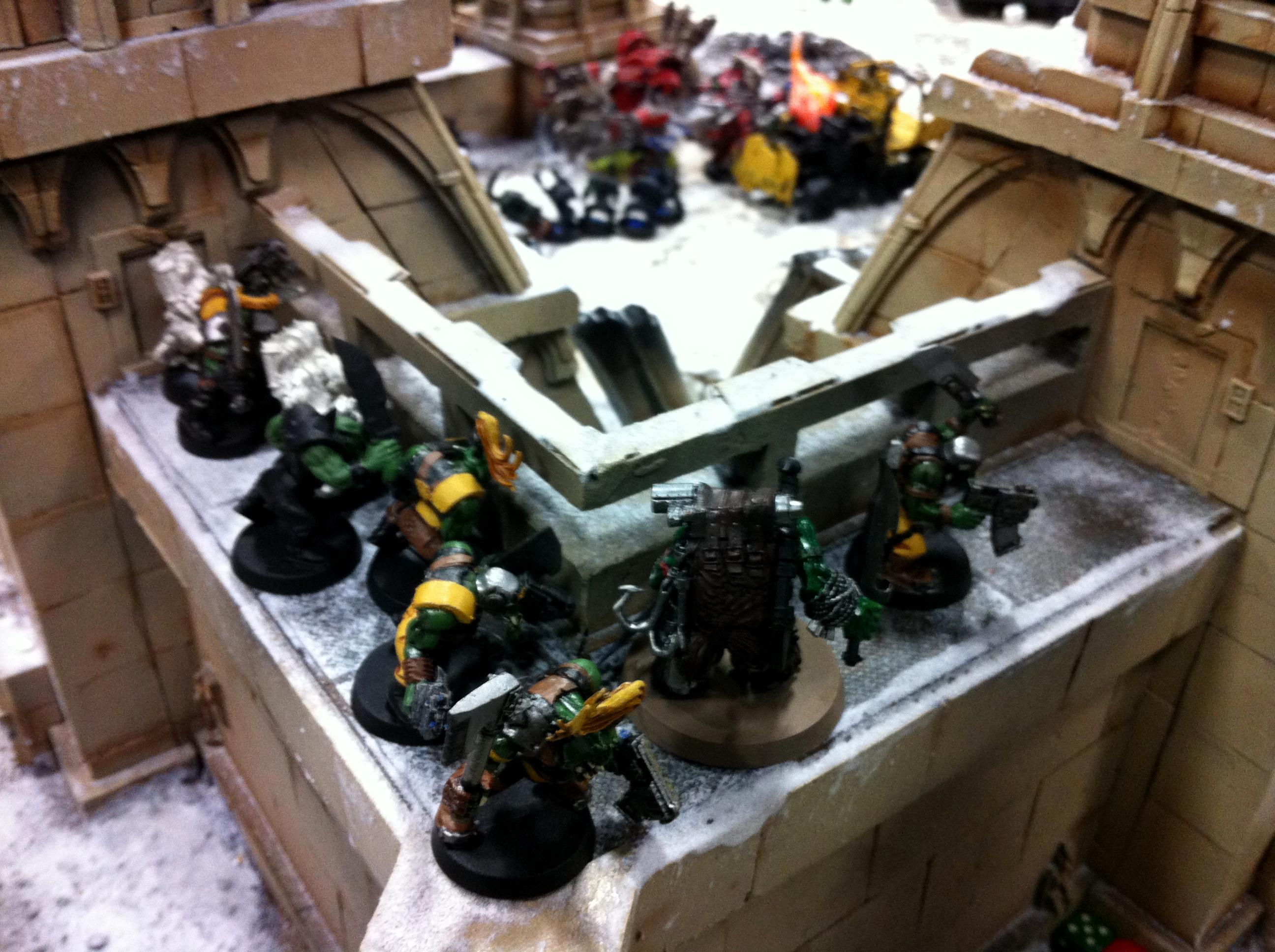 Apocalypse, Crimson Fists, Orks, Warhammer World