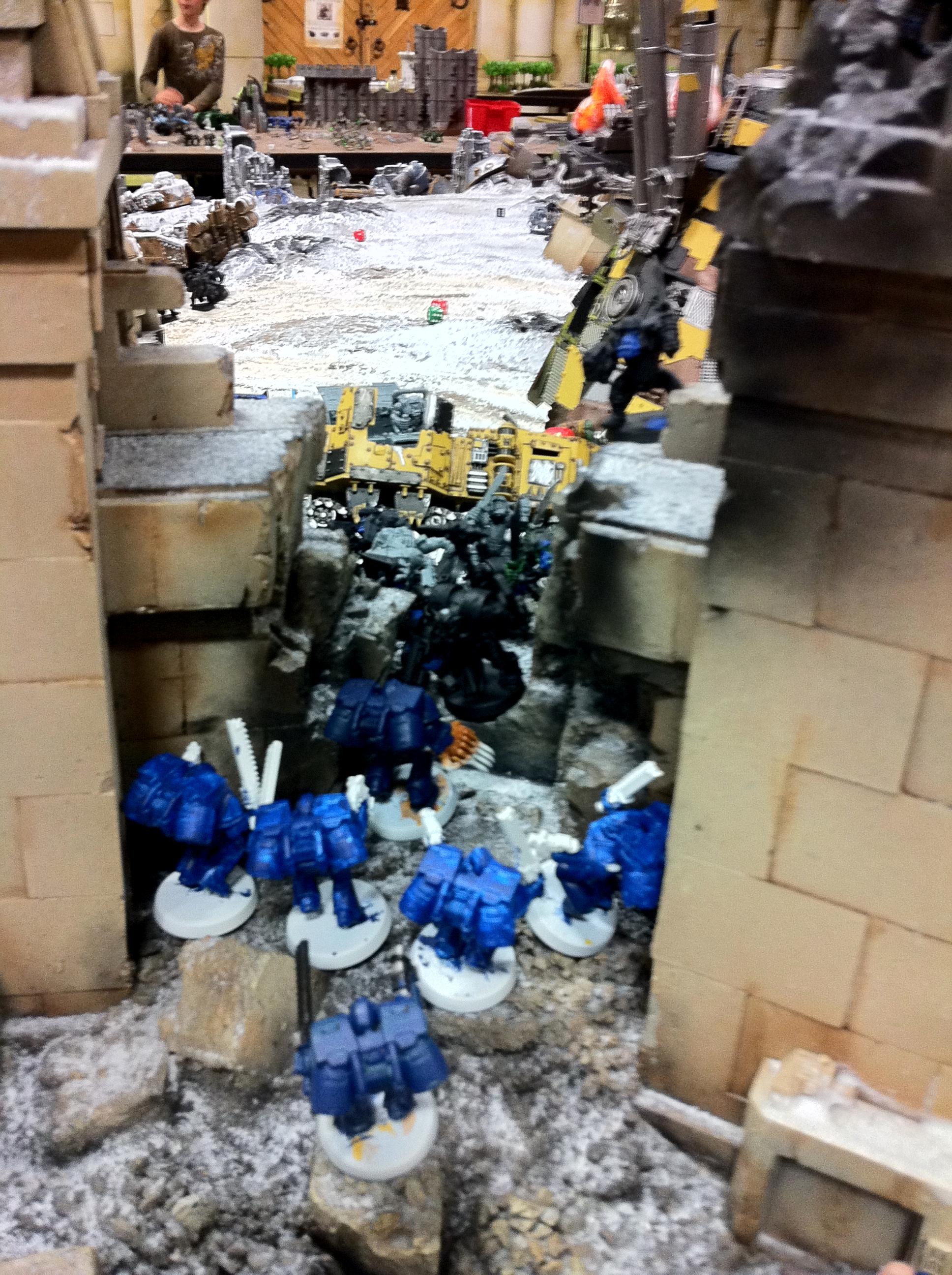Apocalypse, Crimson Fists, Orks, Warhammer World