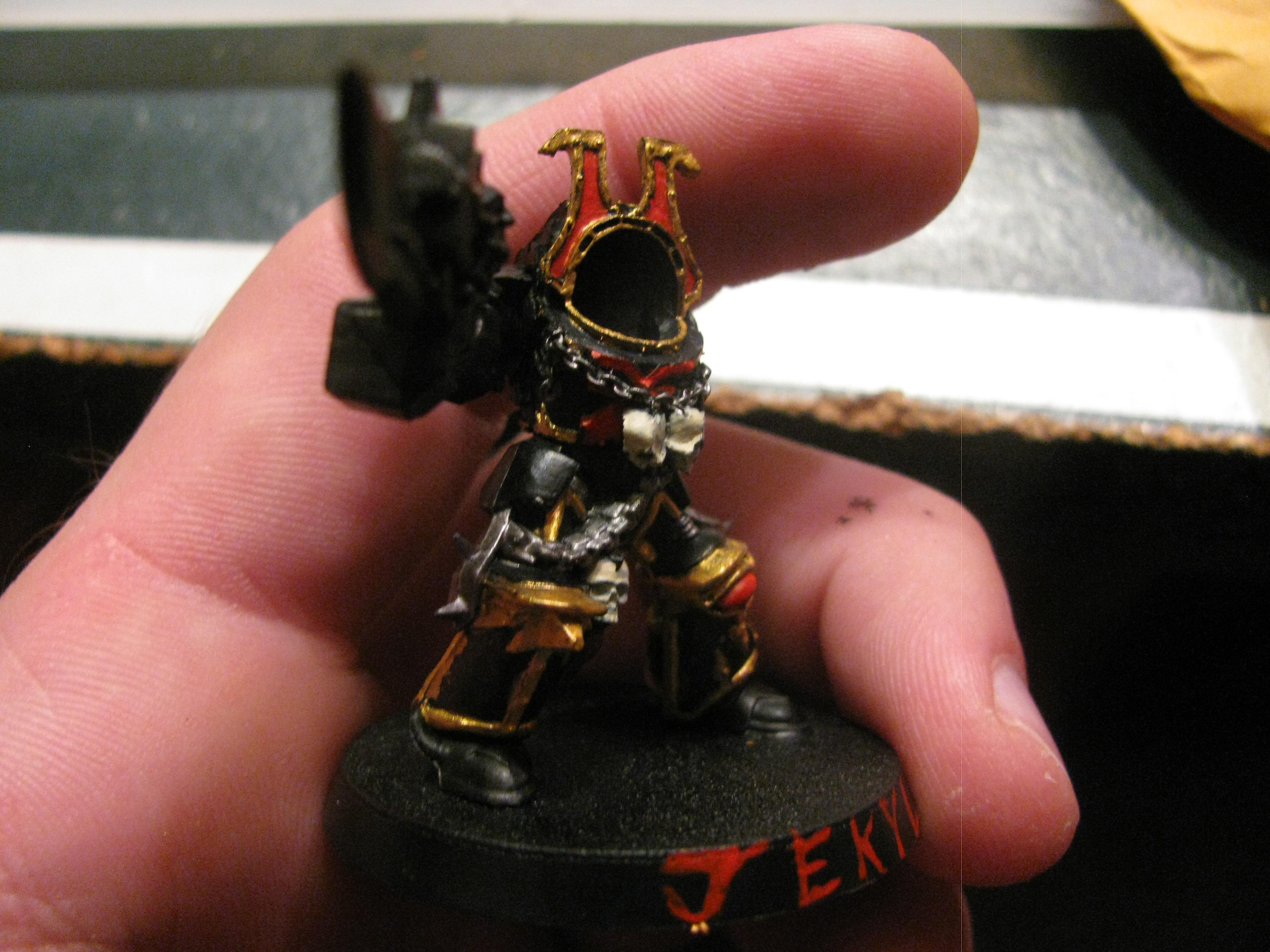 Jekyl with a combi-bolter, gonna give him a chainfist so he looks somewhat like an apothecary