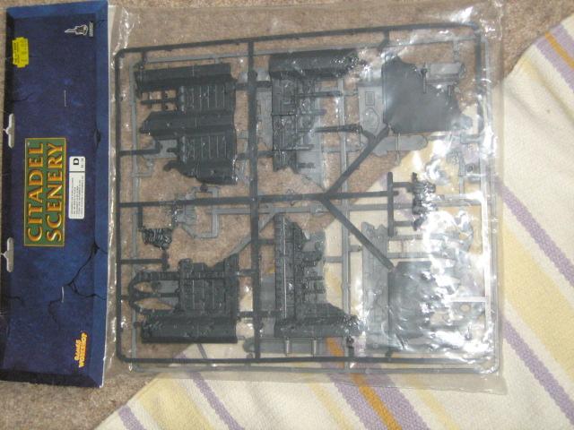 What I also got with out relising it..(An 3rd edtion set from my local modle shops old stock theres a picture I will upload soon that has it as how it going to look like)..