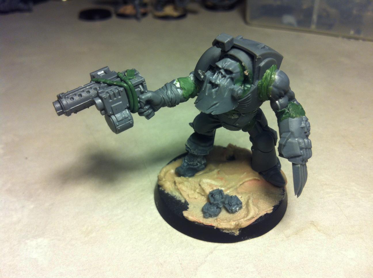 Actual nob head used with combi shooter and lightening claws