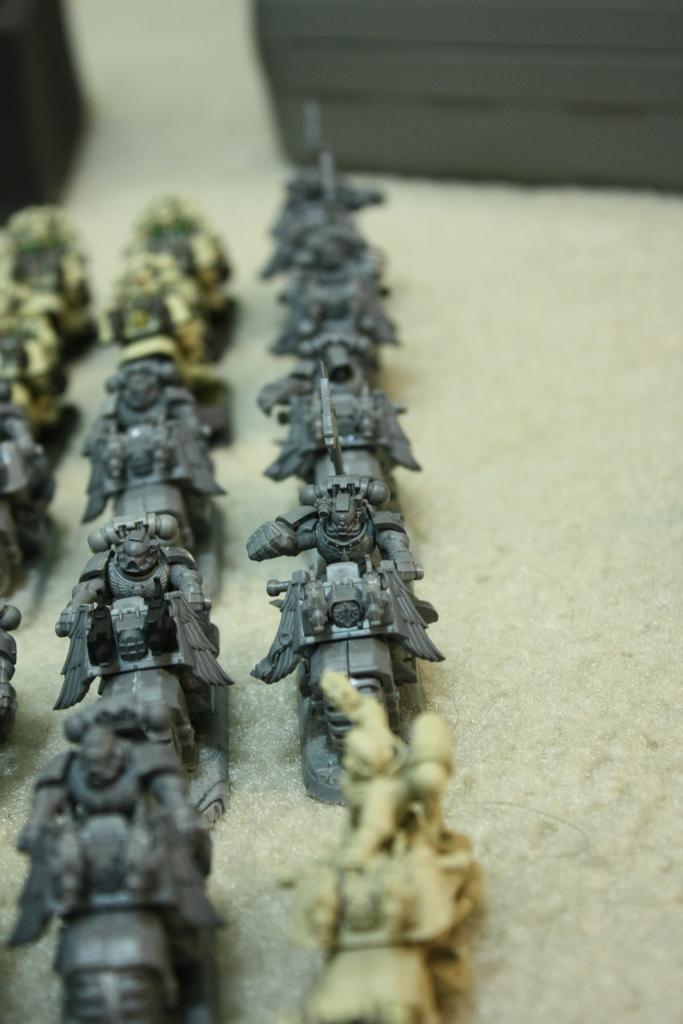 Sergents all come with power fist. I got parts to build a techmarine on bike too