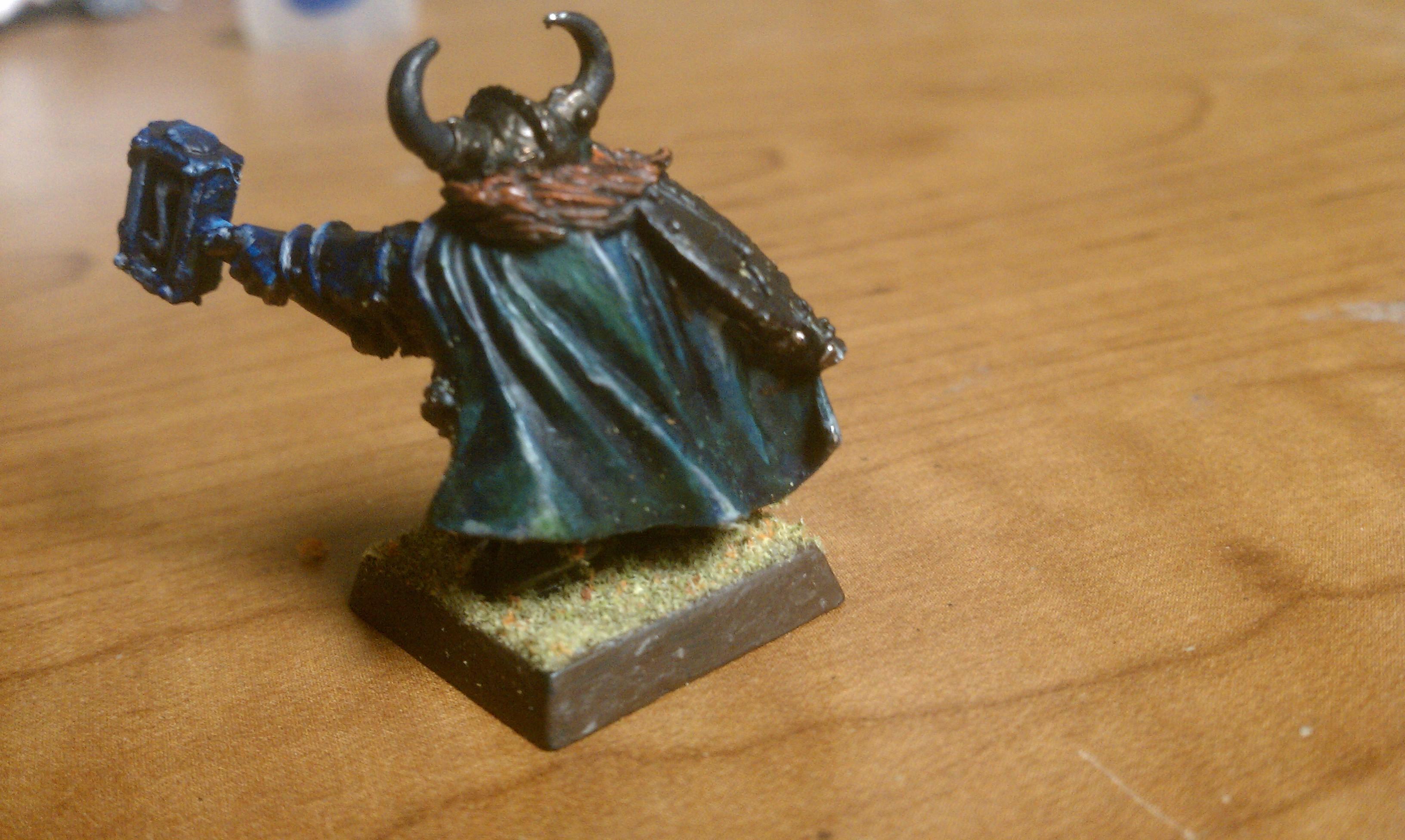 Horik, back