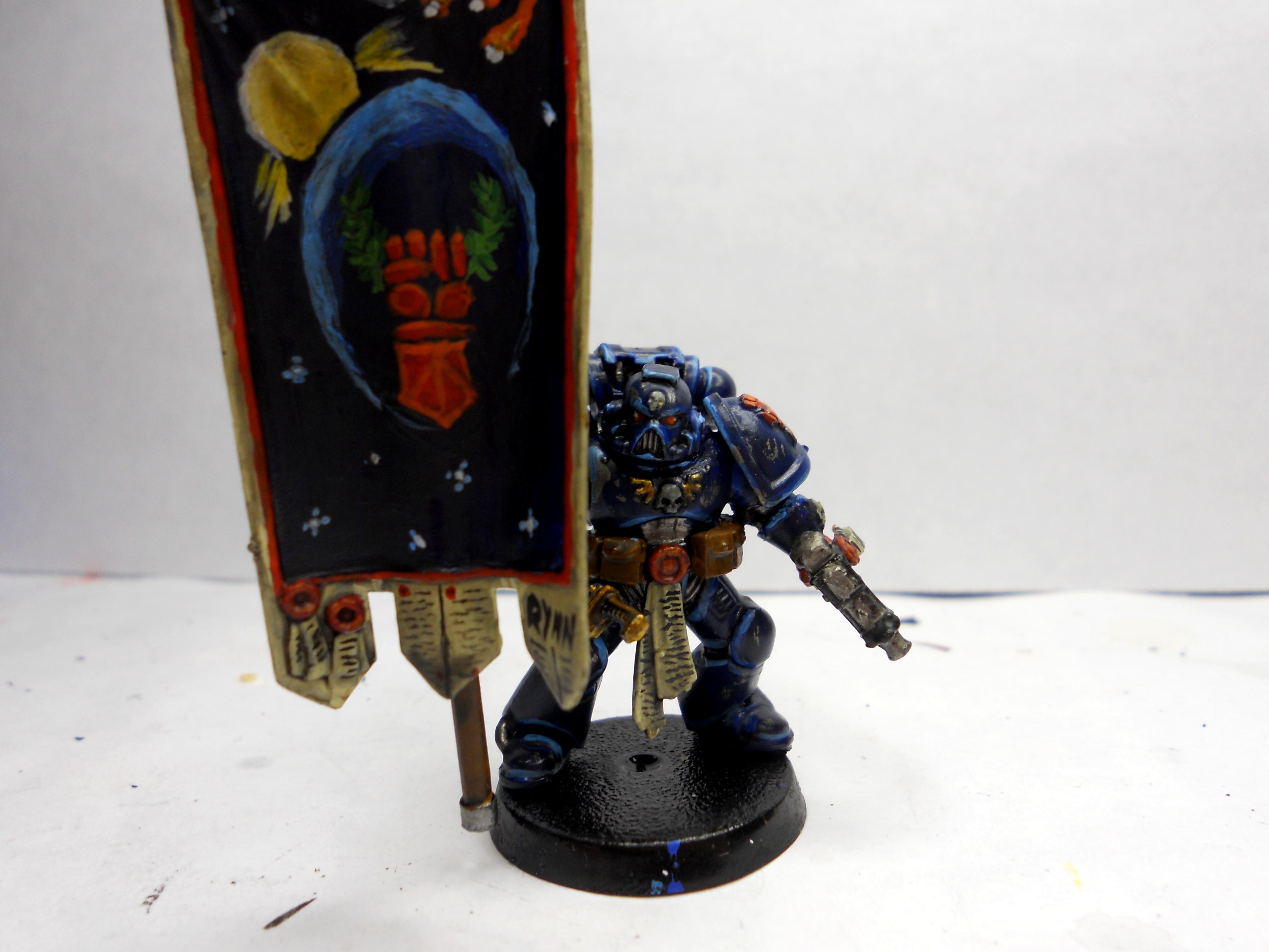 Crimson Fists, Crimson Fists Standard Bearer