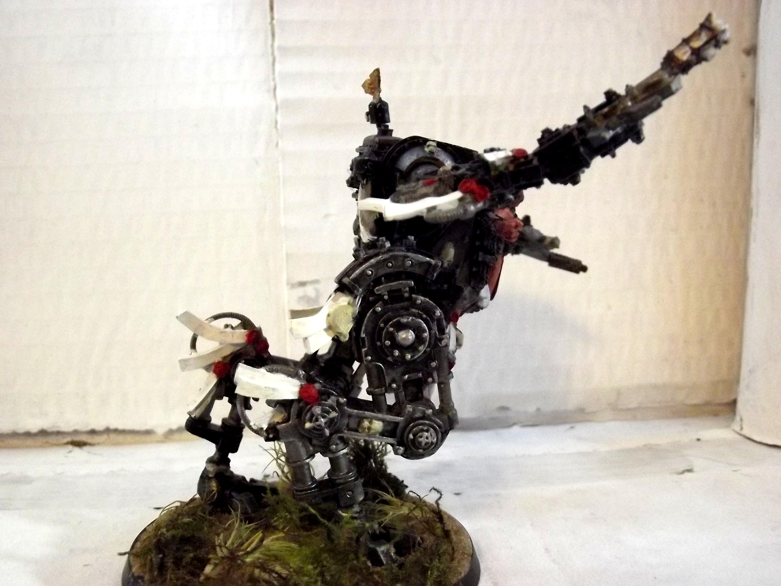 Sisters Of Battle, Penitent Engine right hand side