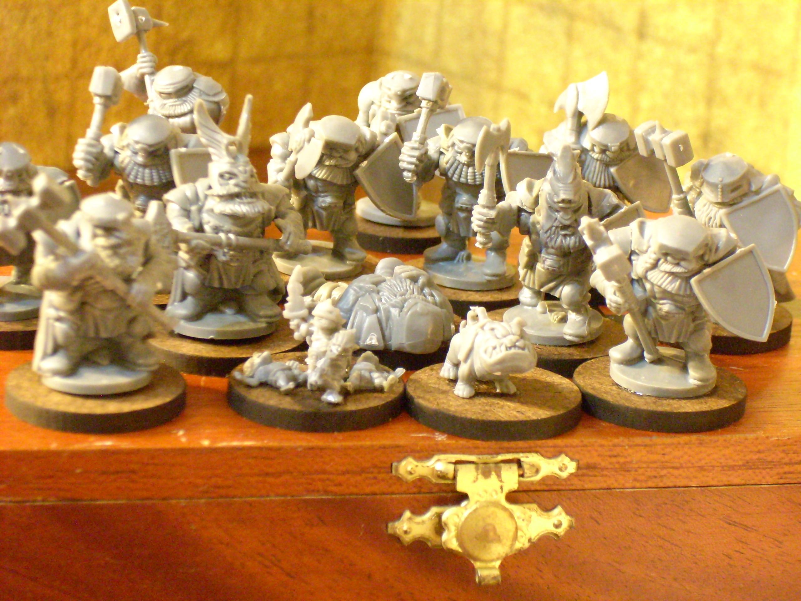 Dwarves, Ghoul, Mantic, Orcs, Skeletons, Zombie