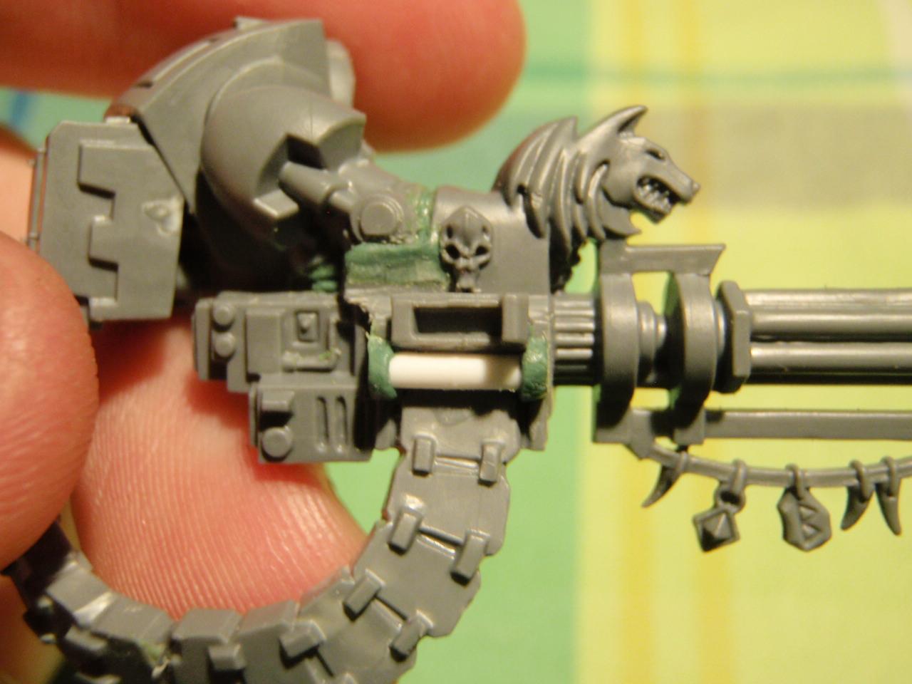 Modified Assault Cannon with the roller added to the feed line