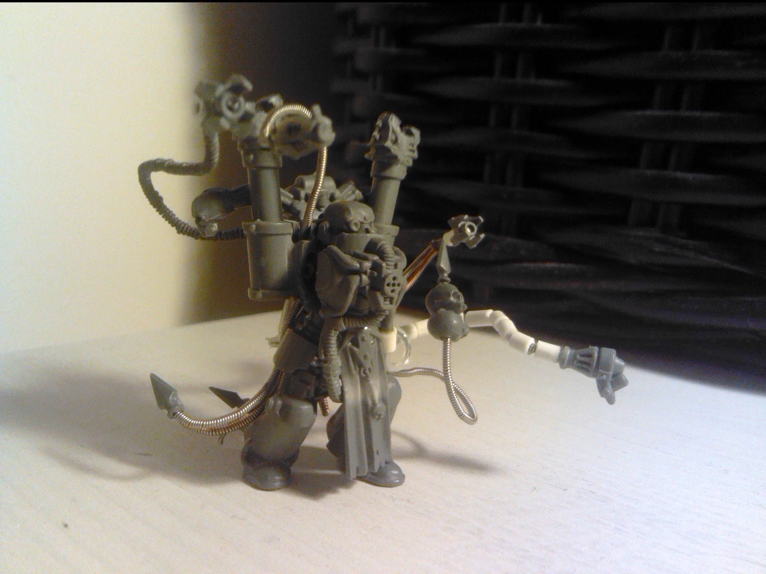 Admech, Chaos, Conversion, Dark Mechanicus, Iron Warriors, Plastic, Scratch Build, Tentacle, Warpsmith, Warsmith, Work In Progress