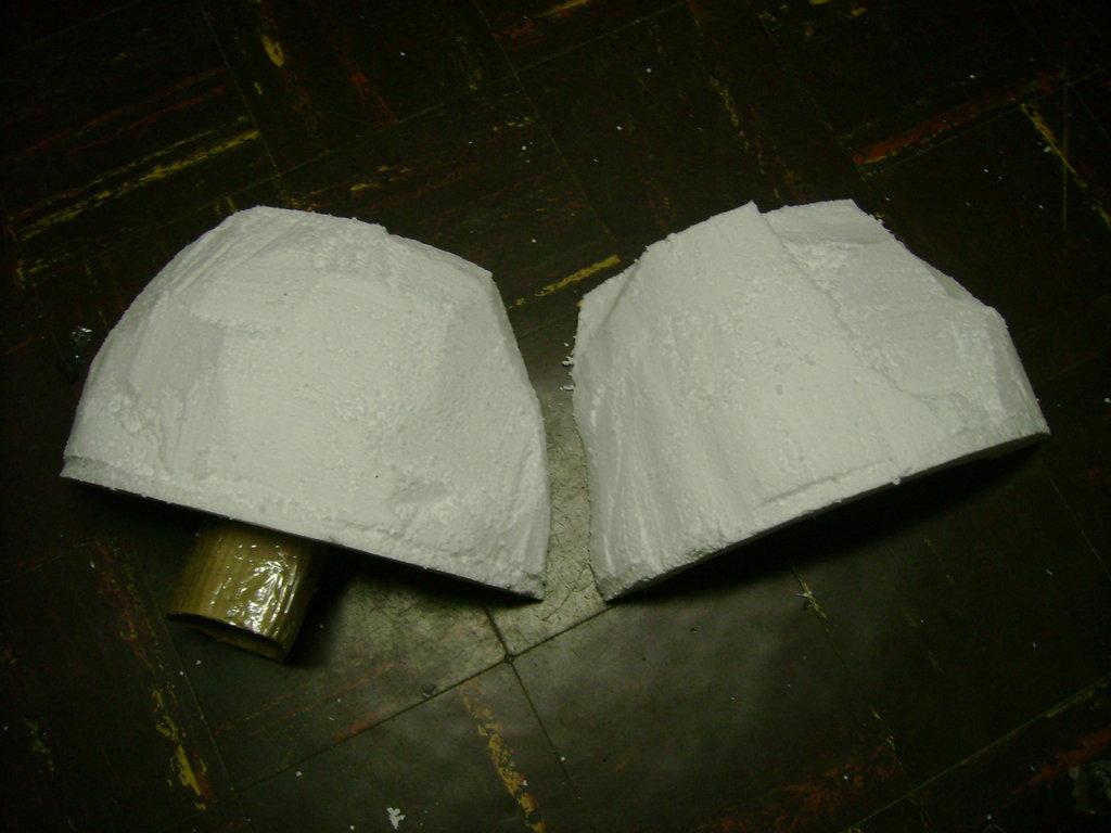 CSM  Khorne Berzerker sholder pad WIP