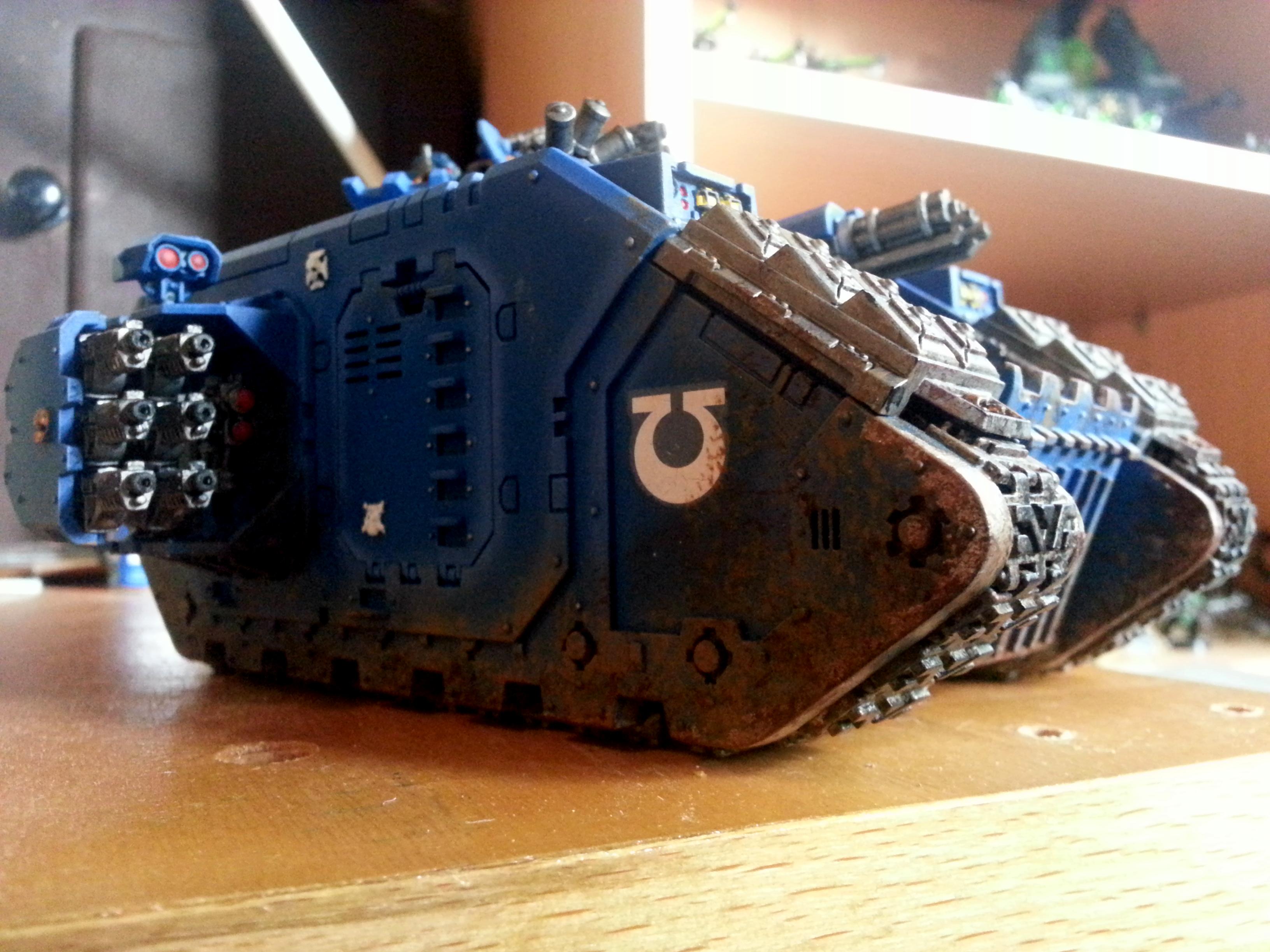Landraider Crusader