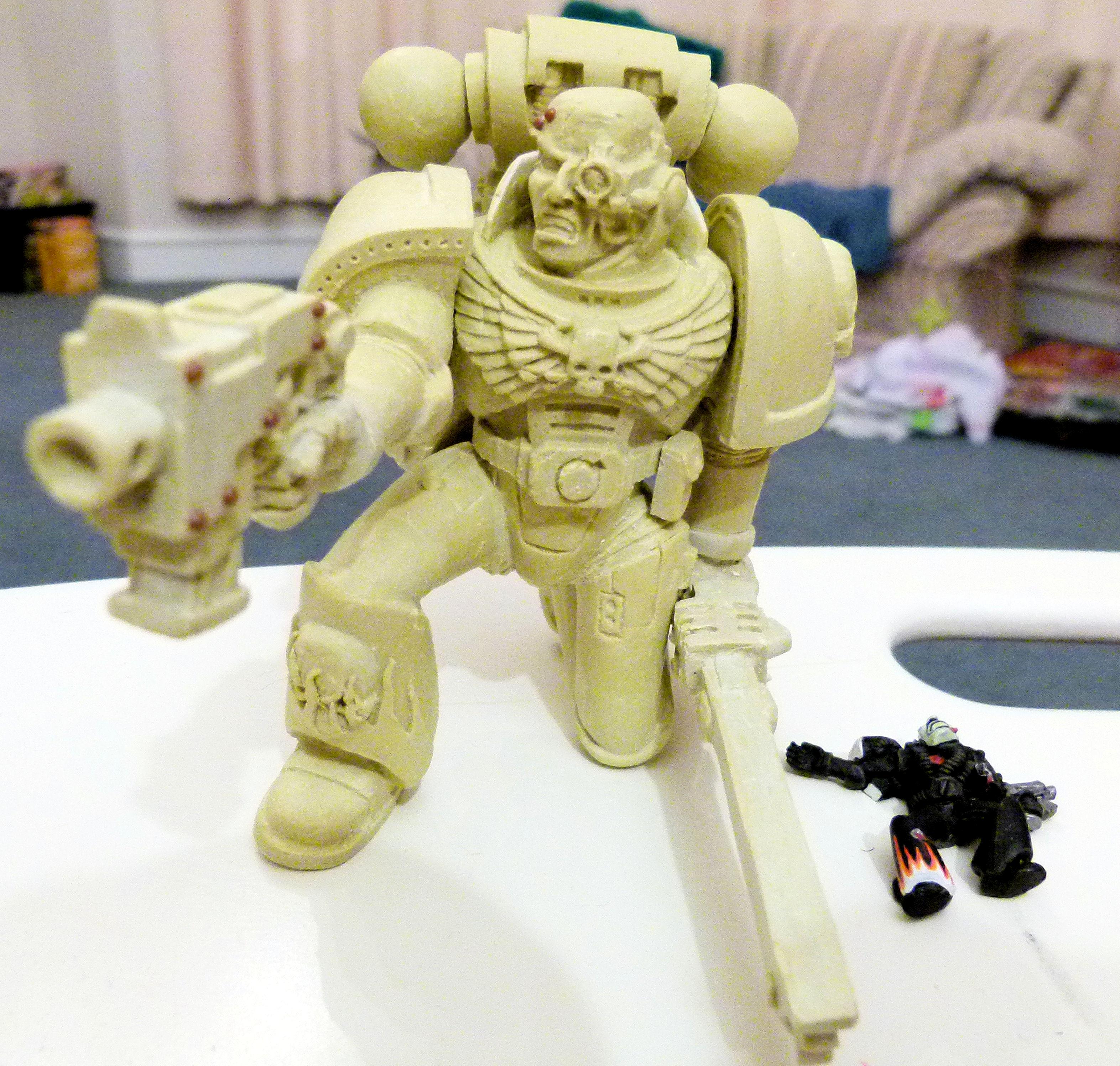 10cm Large Space Marine