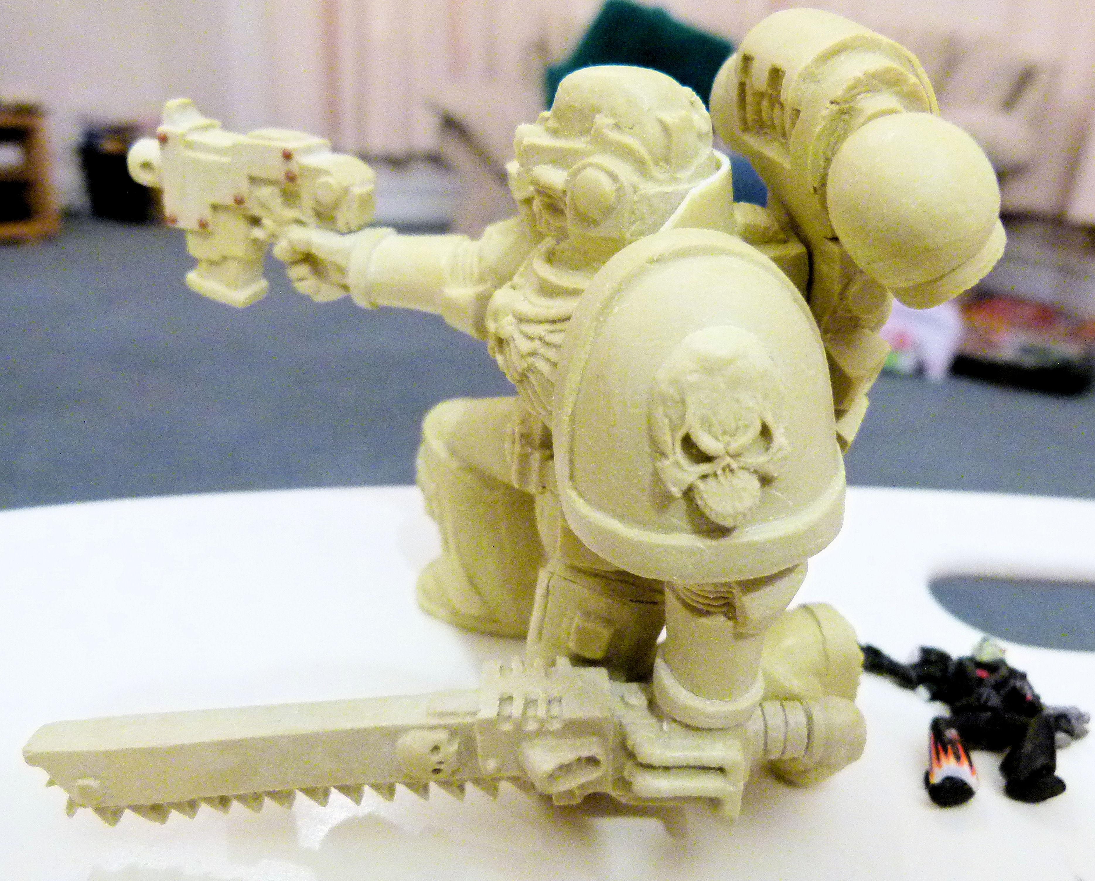 10cm Large Space Marine