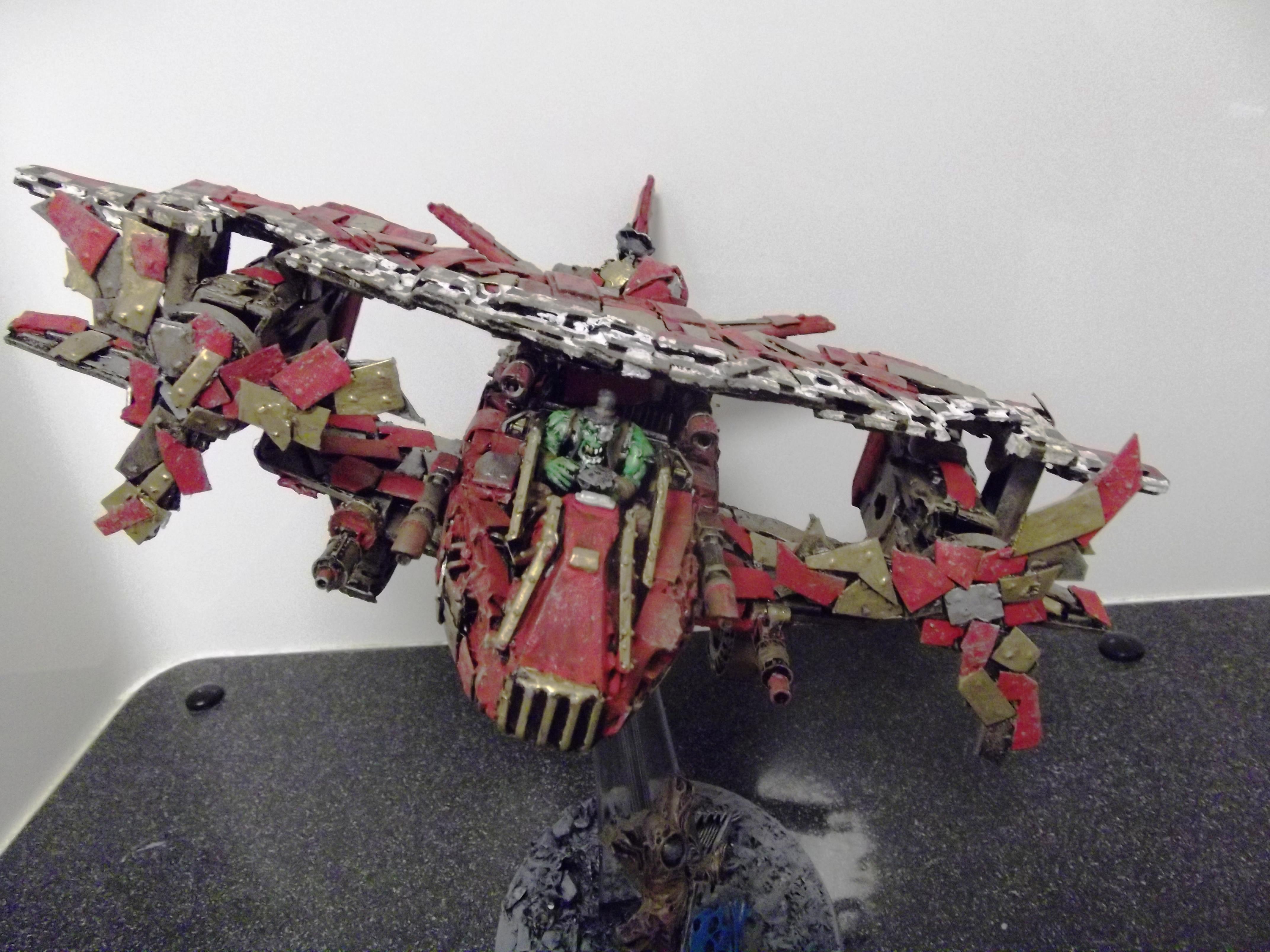Autocannon, Blitza Bomma, Bomber, Built, Conversion, Dakka Dakka, Dakkajet, Dark Eldar, Deathskulls, Evil Sunz, Fighta-bomba, Flyer, Freeboota, Goff, Goffs, Looted, Orks, Painted, Scratch, Scratch Build, Supa Shootas, Vallhemn, Warhammer 40,000