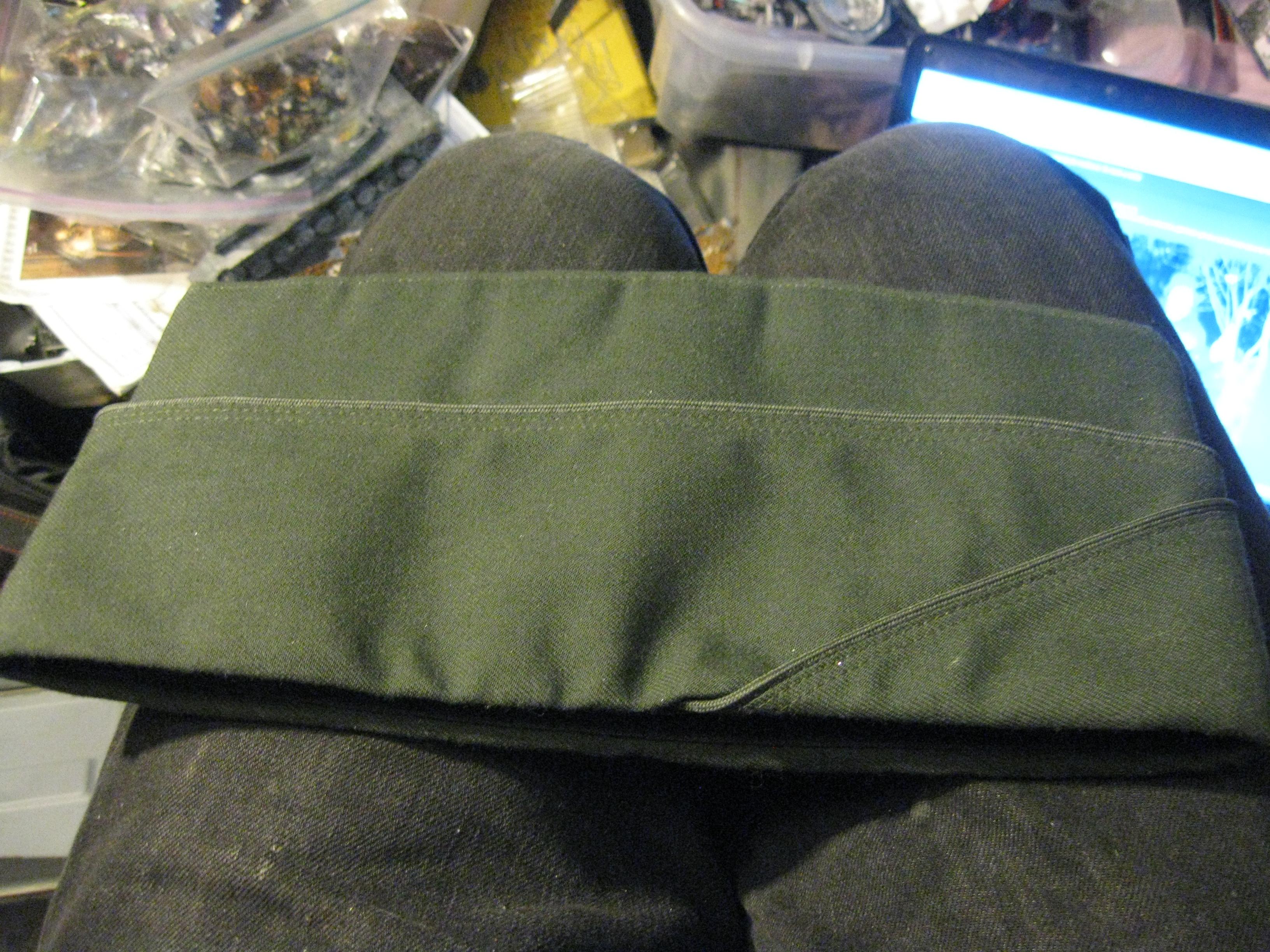 Found this hat a while back at another thrift shop. It's a good fit, for $2