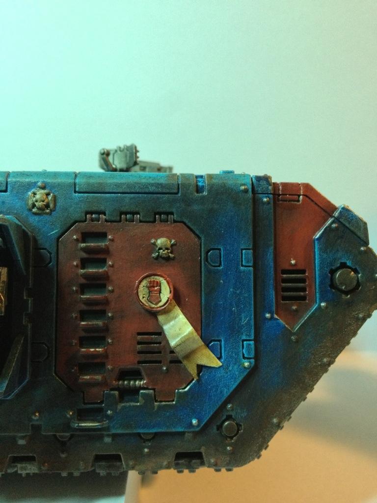 Crimson Fists, Land Raider