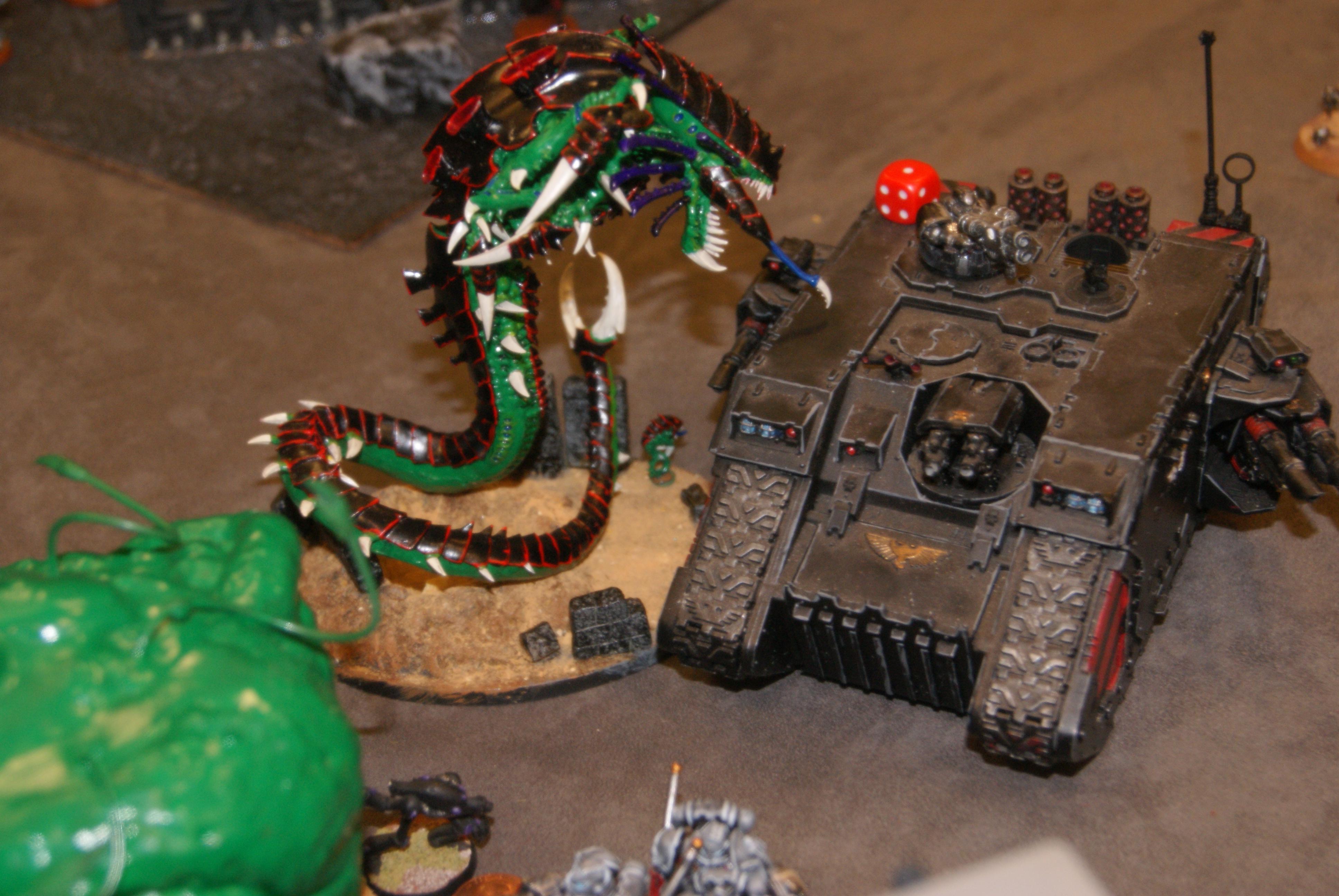 Mawloc vs land raider