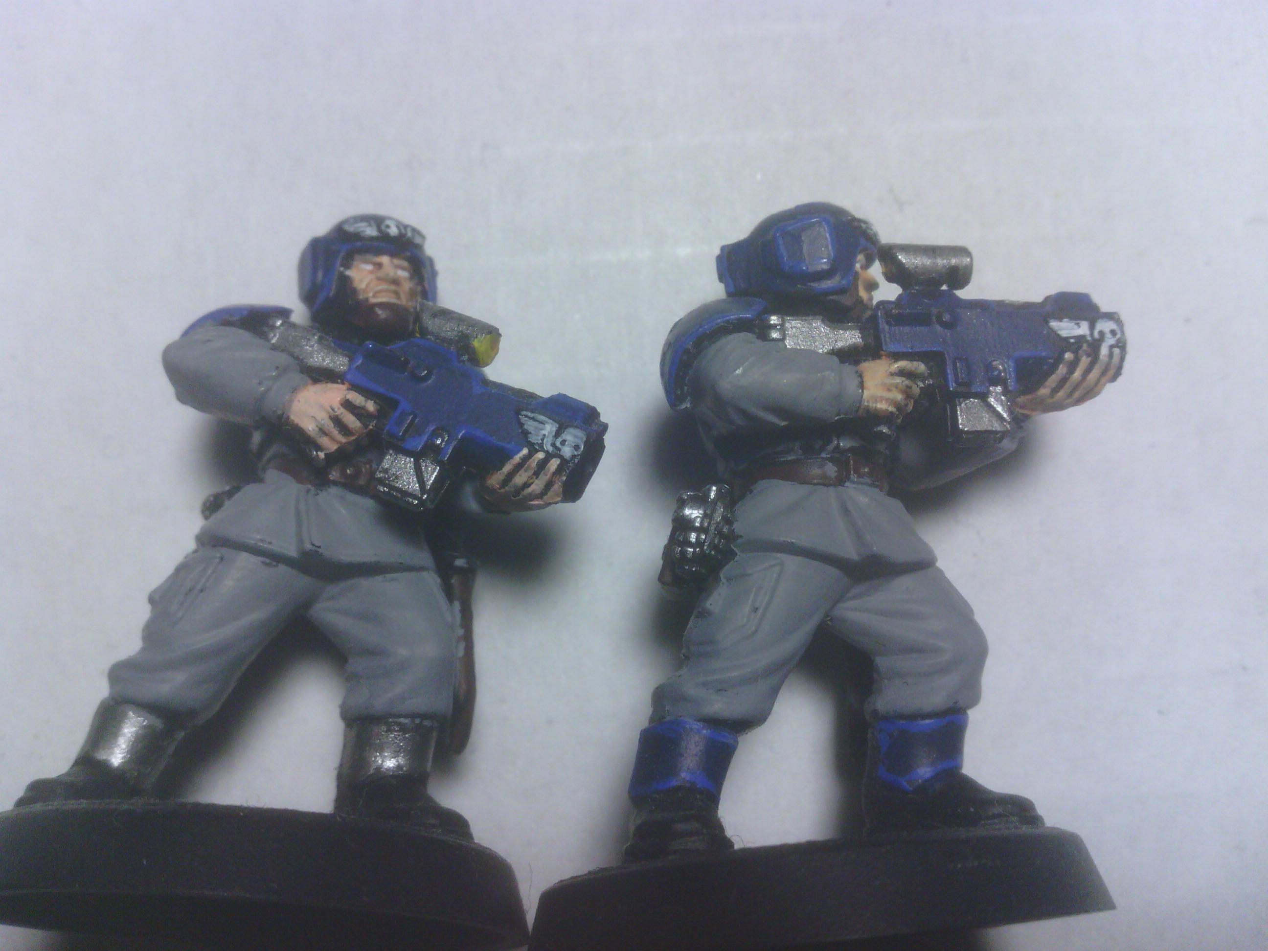 SMG wielding Guardsmen