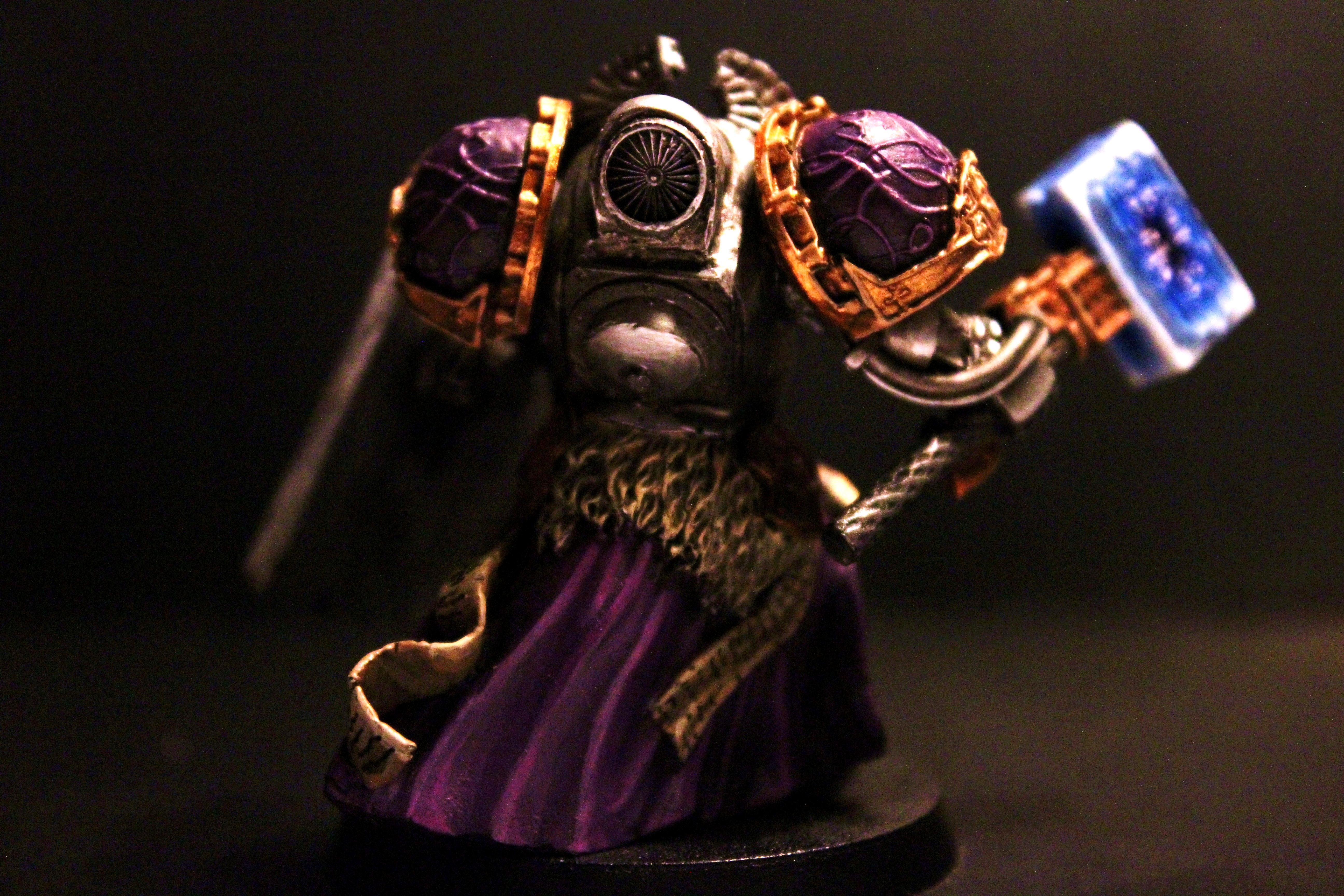 Scibor hammer/shield guy back view