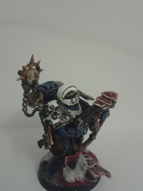 Space Marine Right Tyranid Hunter