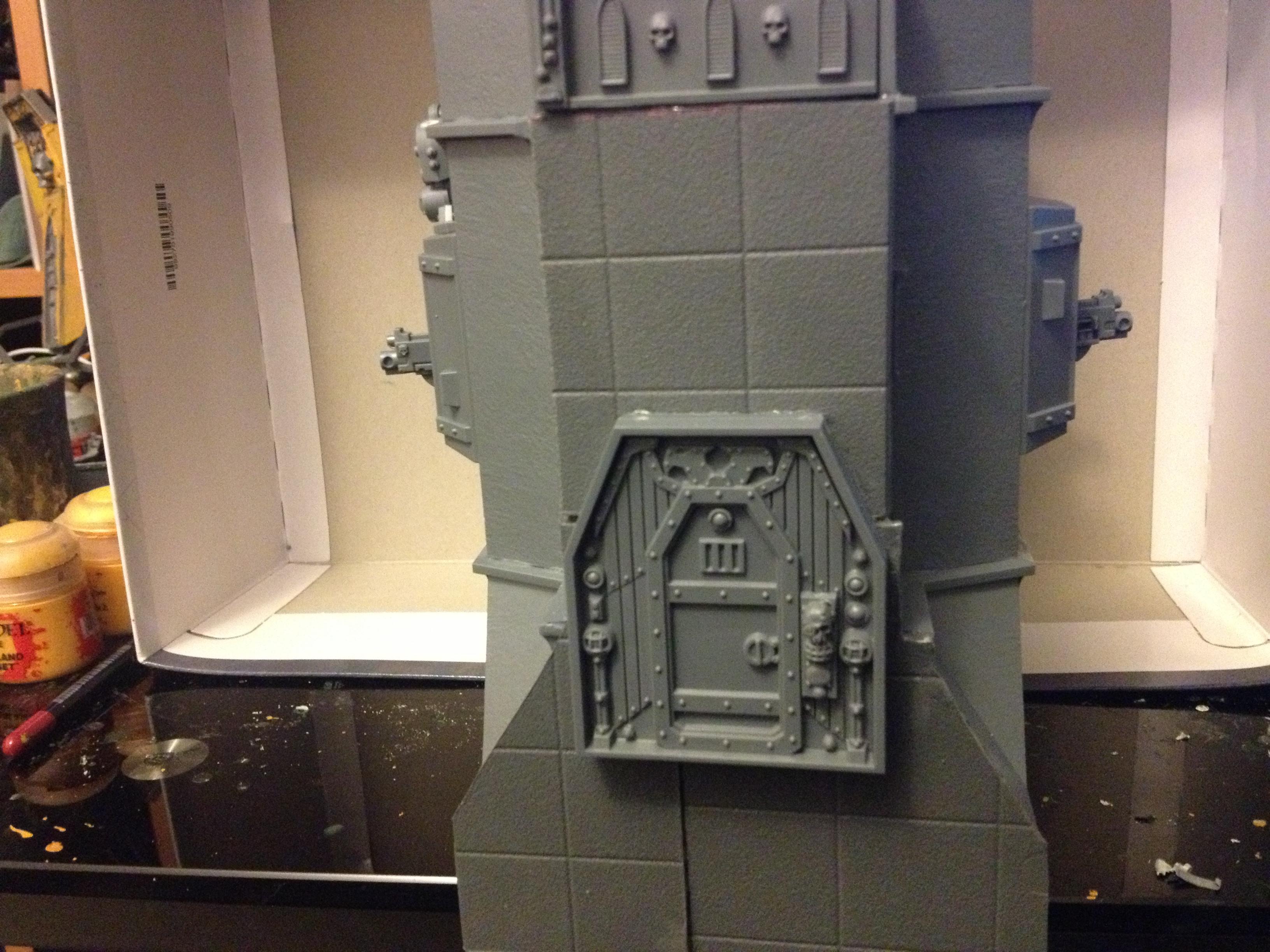 the door way. this will slot in above the walkway. used modular movment tray for the wall behind. will add more details, and such like lighting and other imperial things to it later
