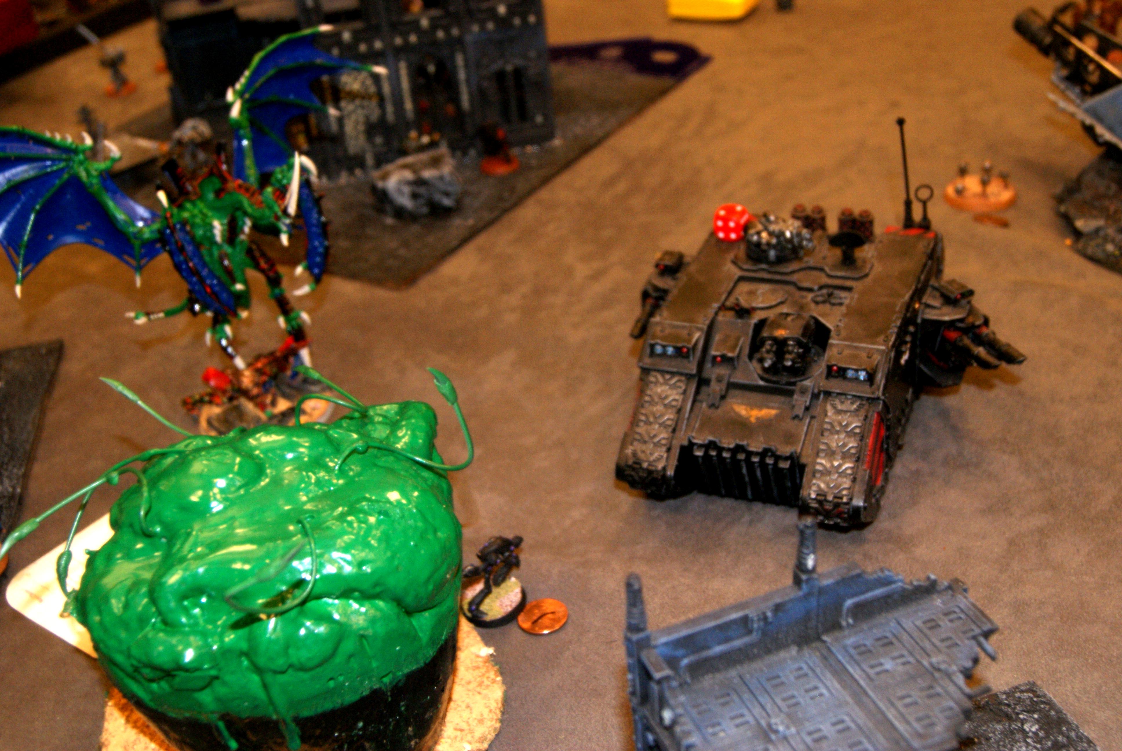 Flyrant looms