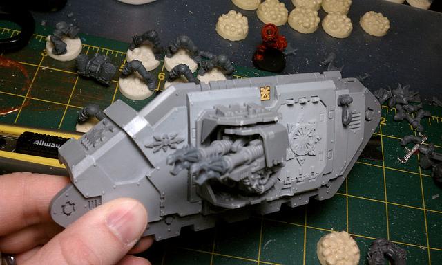 Land Raider Side