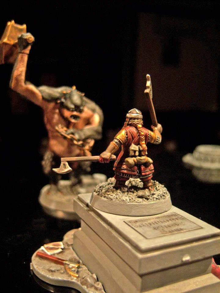 Gimli and Cave troll - Lord of the rings