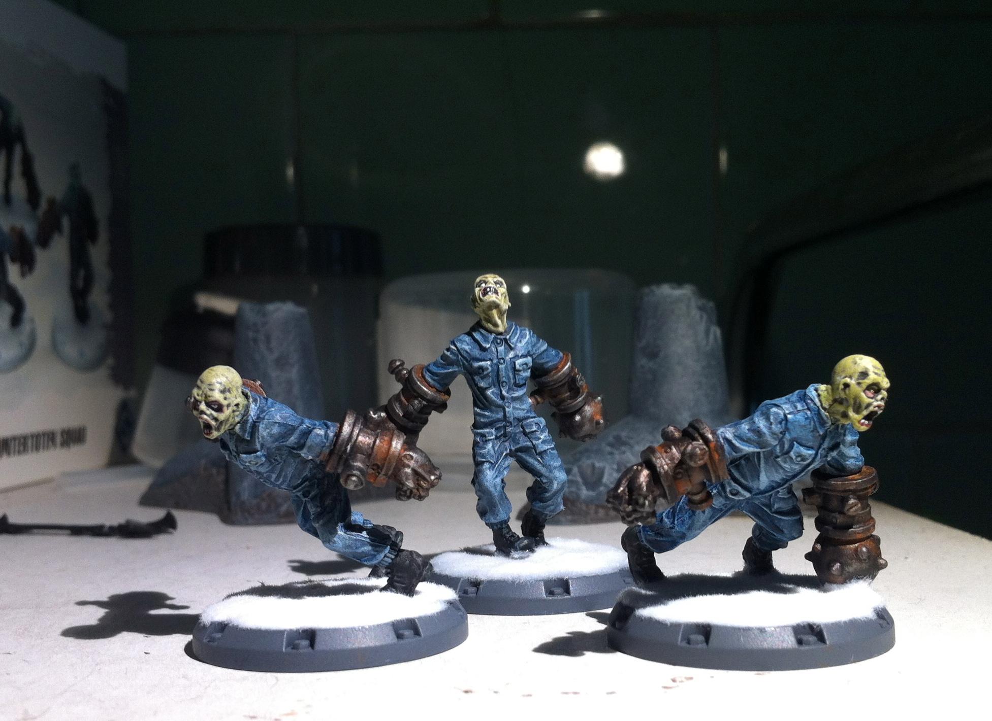 Axis, Dust Tactics, Zombie